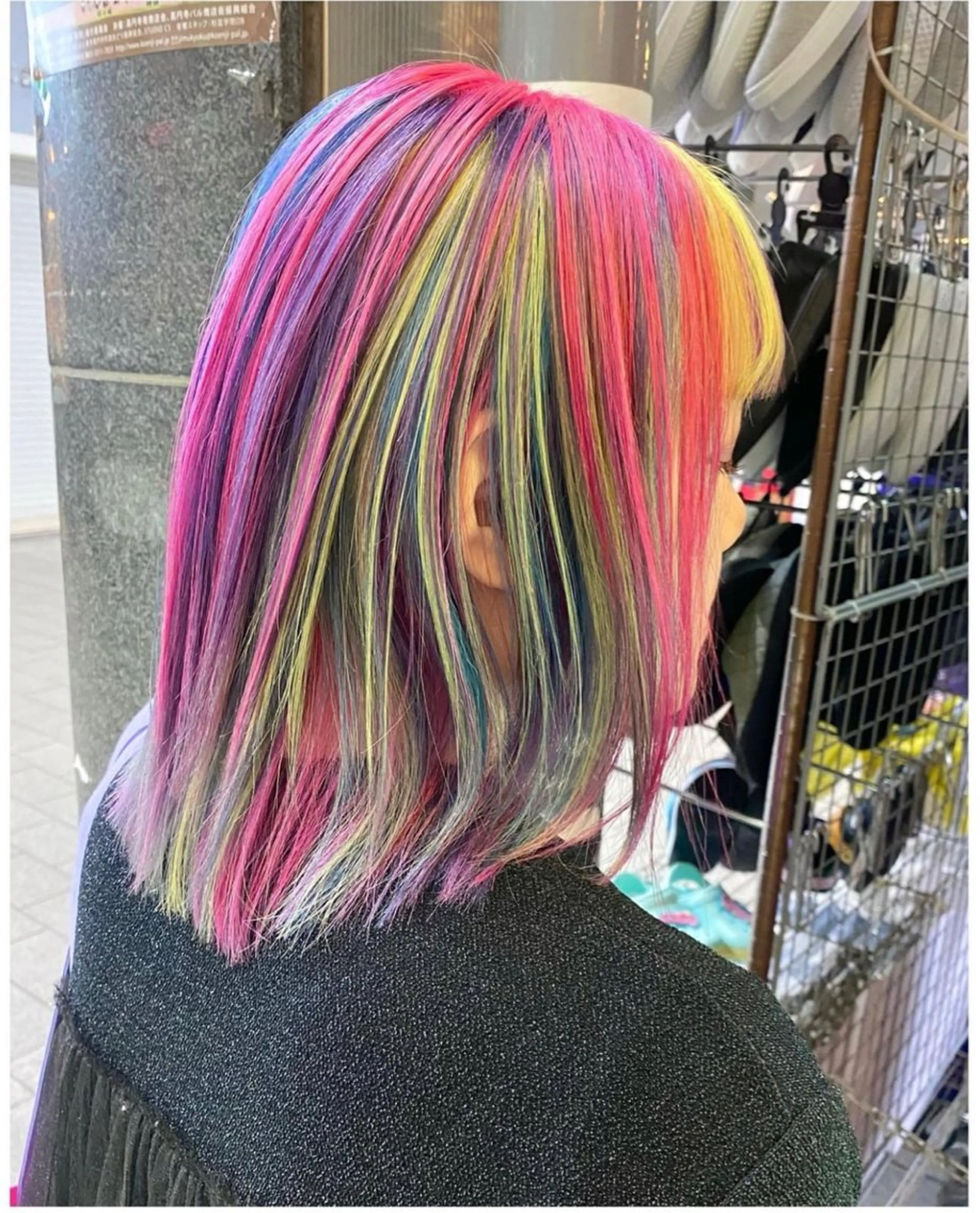 ショート カラー ユニコーンカラー ヘアカラー TSUNO🦖 派手髪/オタク美容師のヘアスタイル