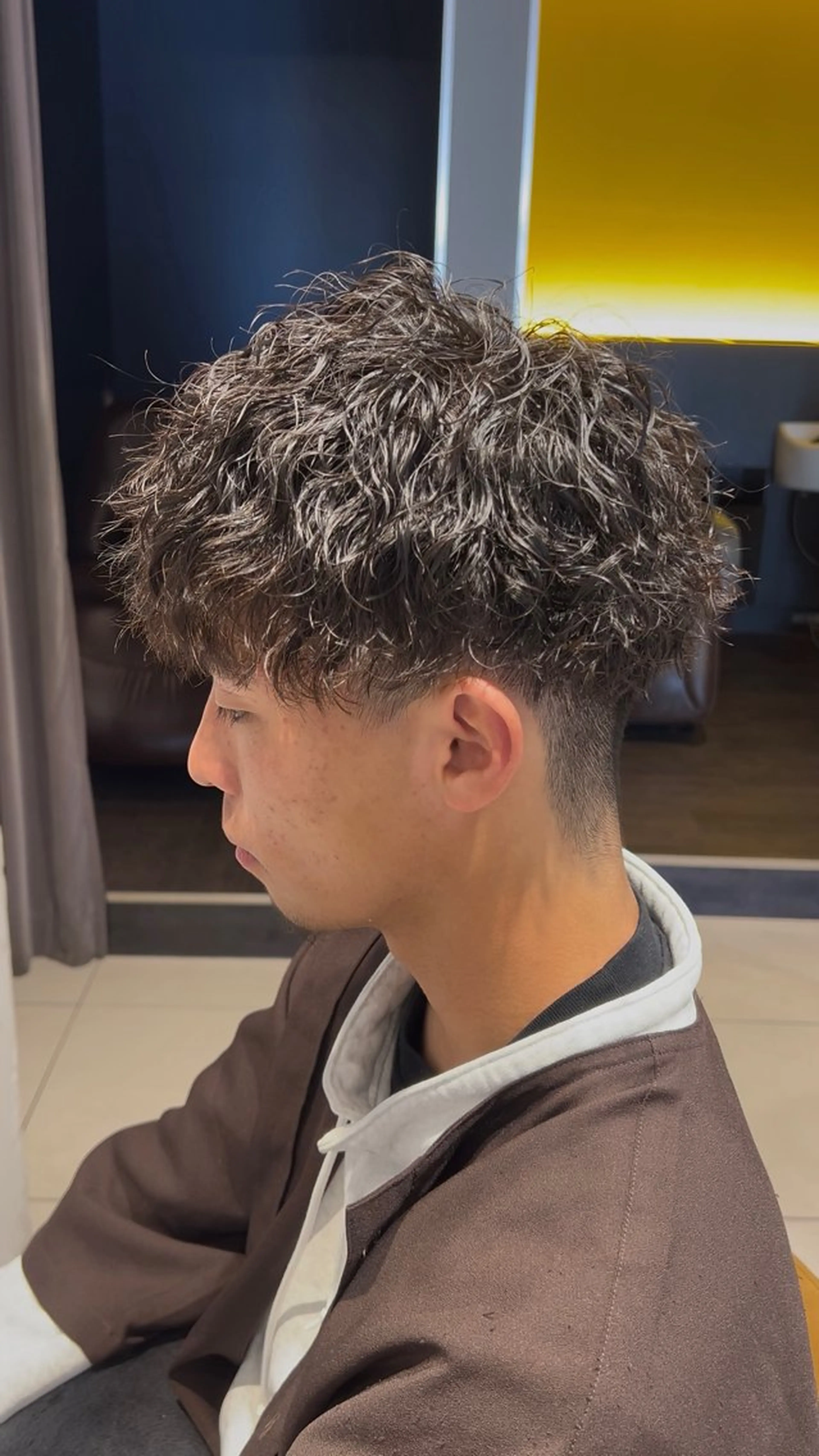 ショート パーマ メンズ カット パーマ EARTH AOBADAIのヘアスタイル