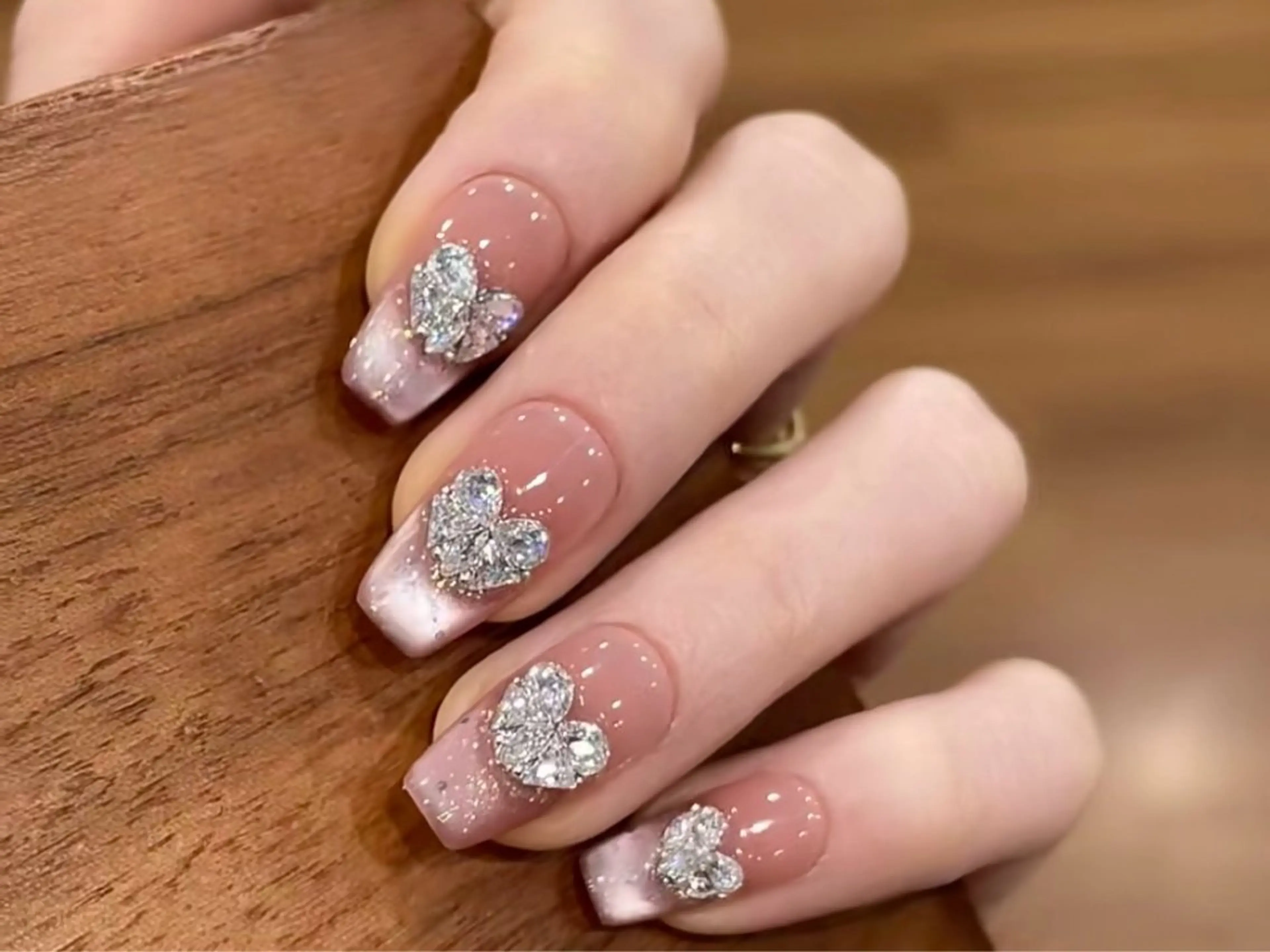 ネイル ハンドネイル ハンドケア Ku raのネイルデザイン