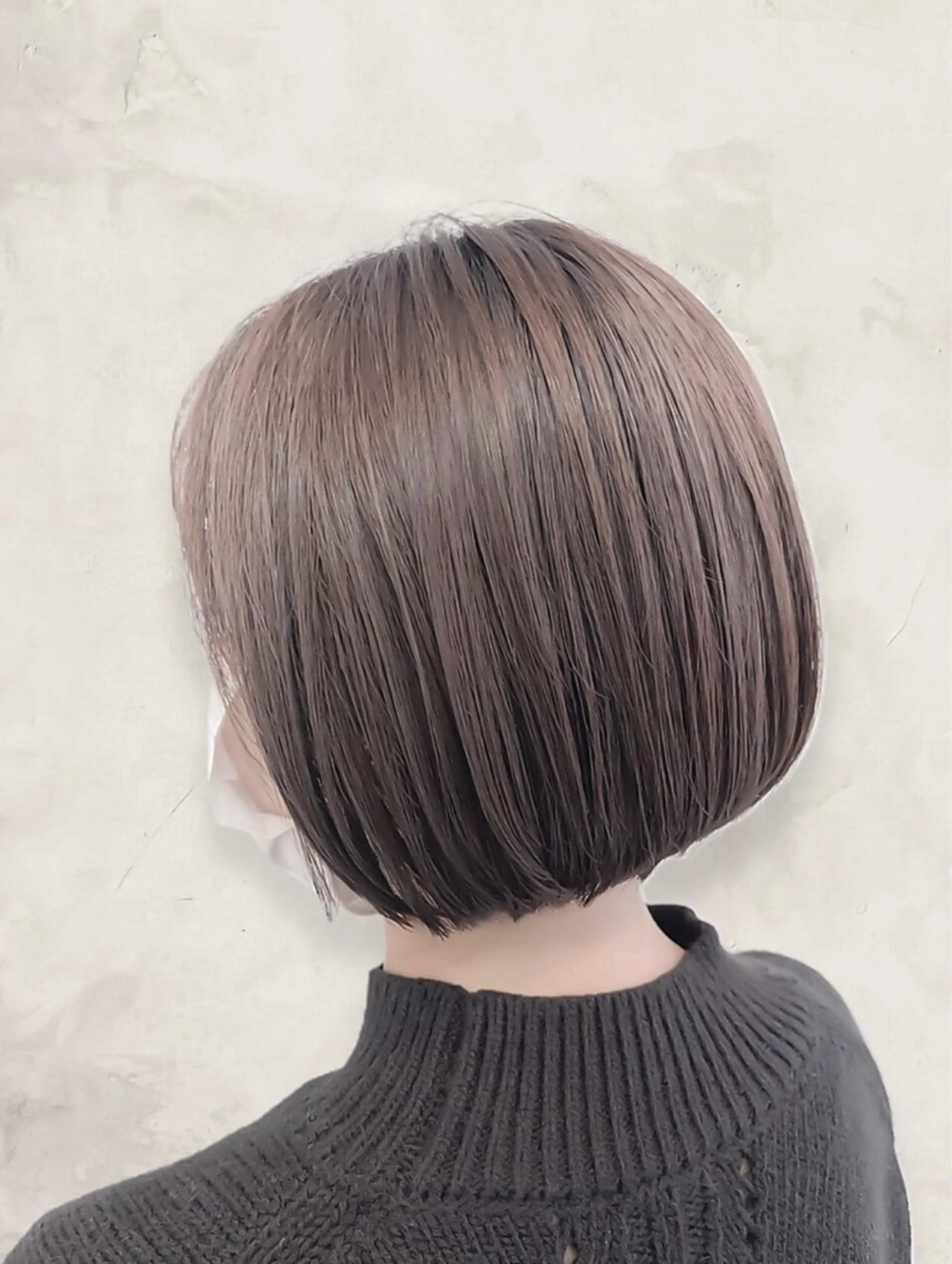 ショート ヘアカラー 山下 仁愛のヘアスタイル
