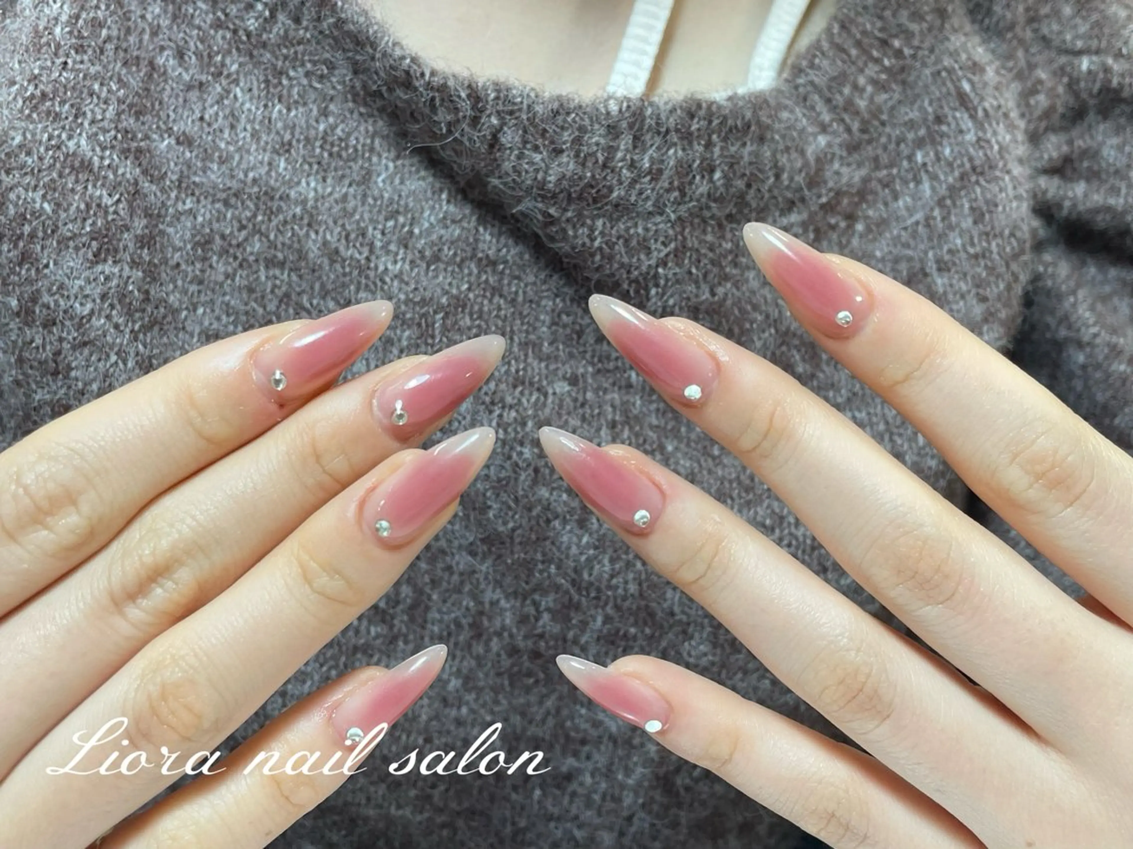 ネイル チークネイル フットネイル フレンチネイル ジェルネイル ガーリー ハンドネイル ハンドケア Liora nail スカルプ専門店のネイルデザイン