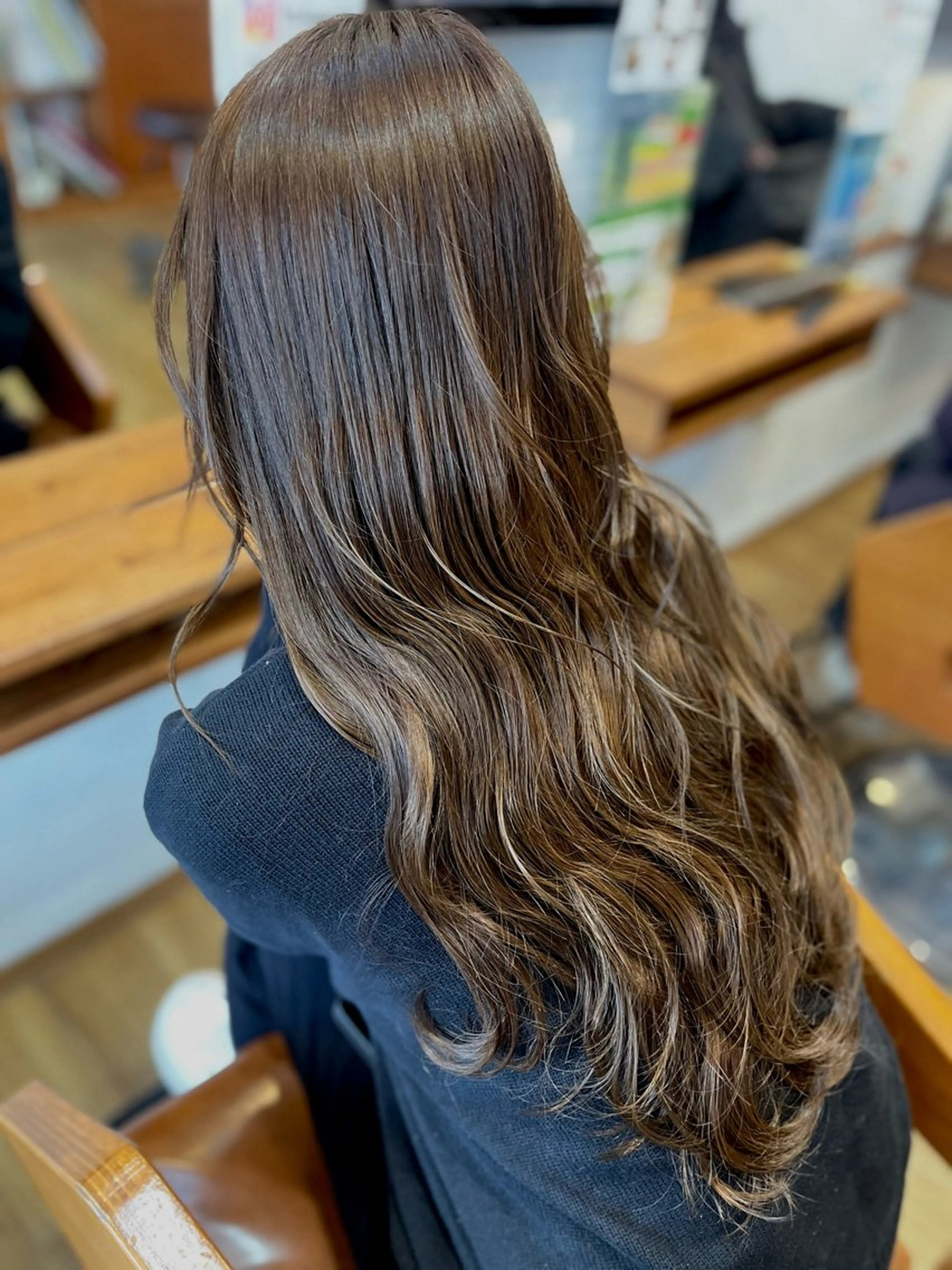 カラー グレージュ ヘアカラー トリートメント 心cocoro Shizukaのヘアスタイル