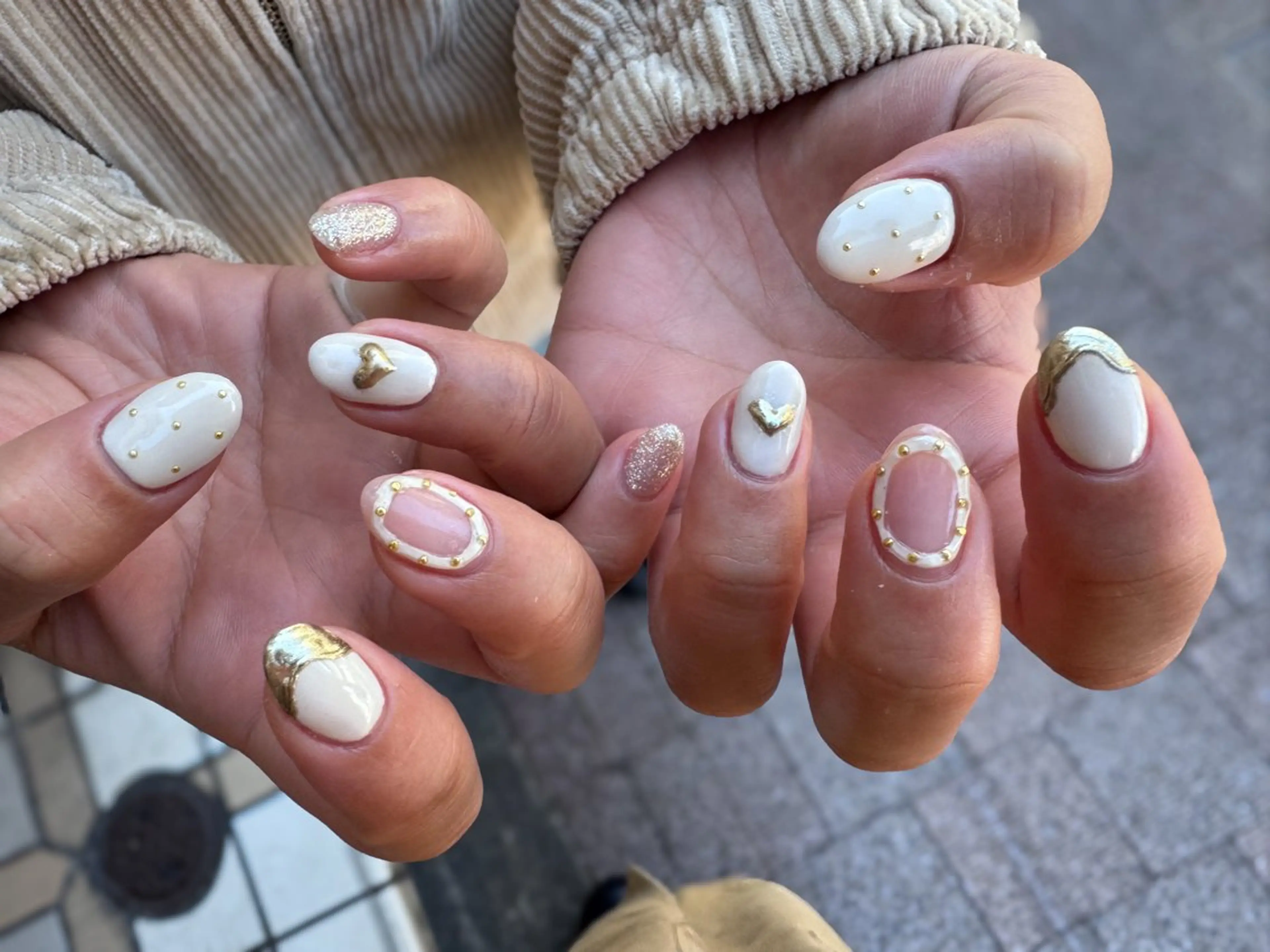 ネイル ジェルネイル マグネットネイル ニュアンスネイル パラジェル Nu: ヌーのネイルデザイン