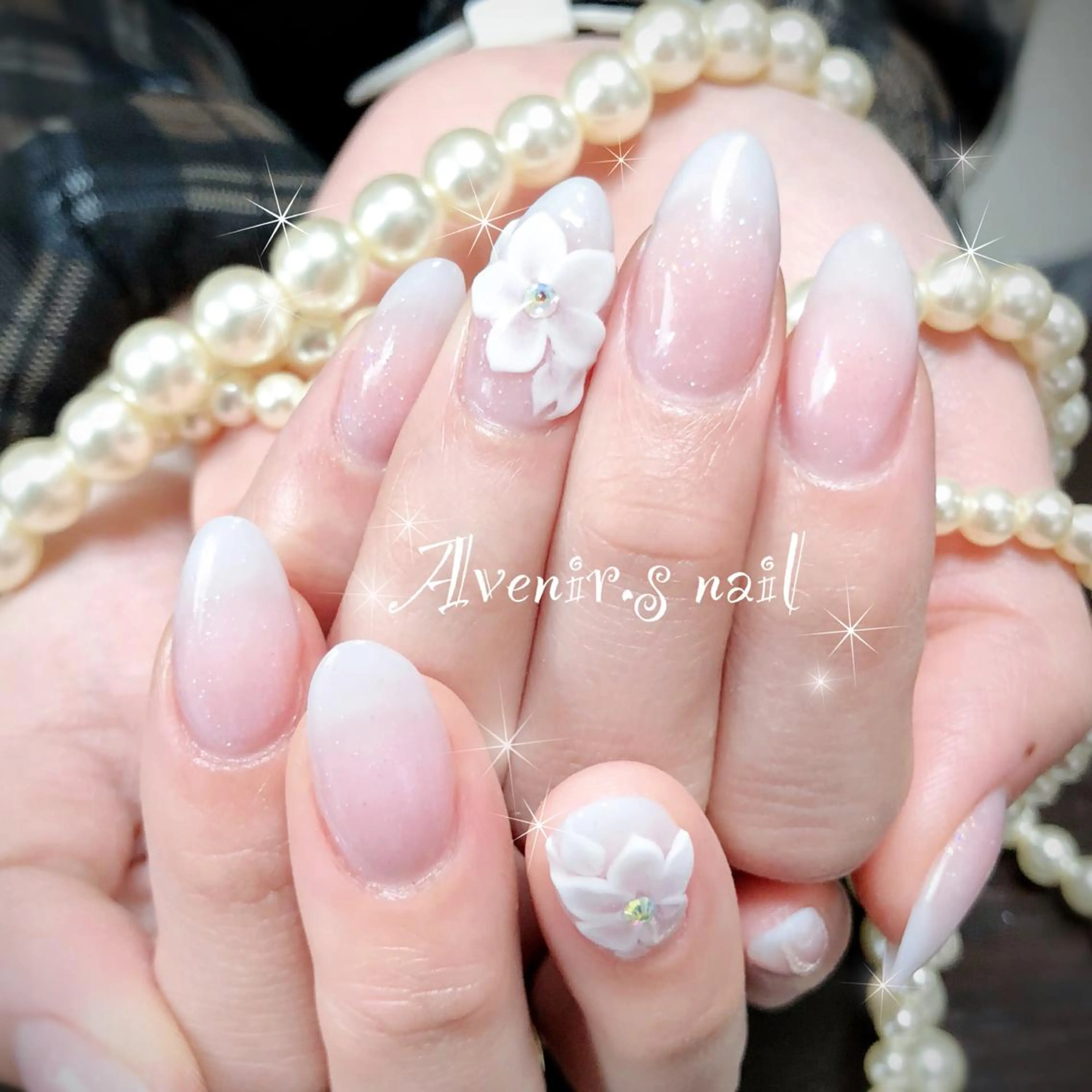 ネイル アートネイル フラワーネイル Home Salon Avenir.のネイルデザイン