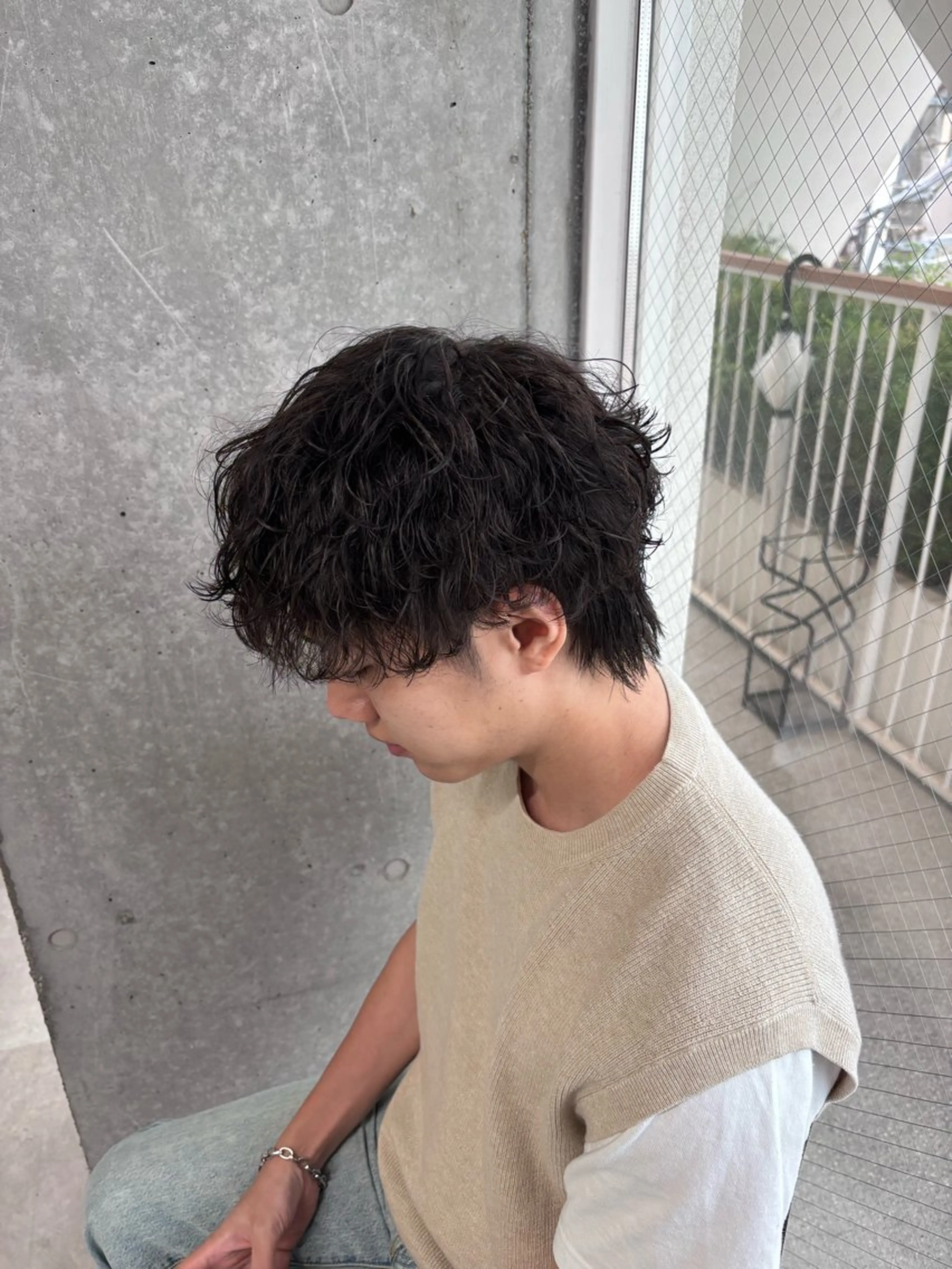パーマ メンズ カット パーマ トリートメント ヘッドスパ ヘアセット フェザーの鬼 🇰🇷yutoのヘアスタイル