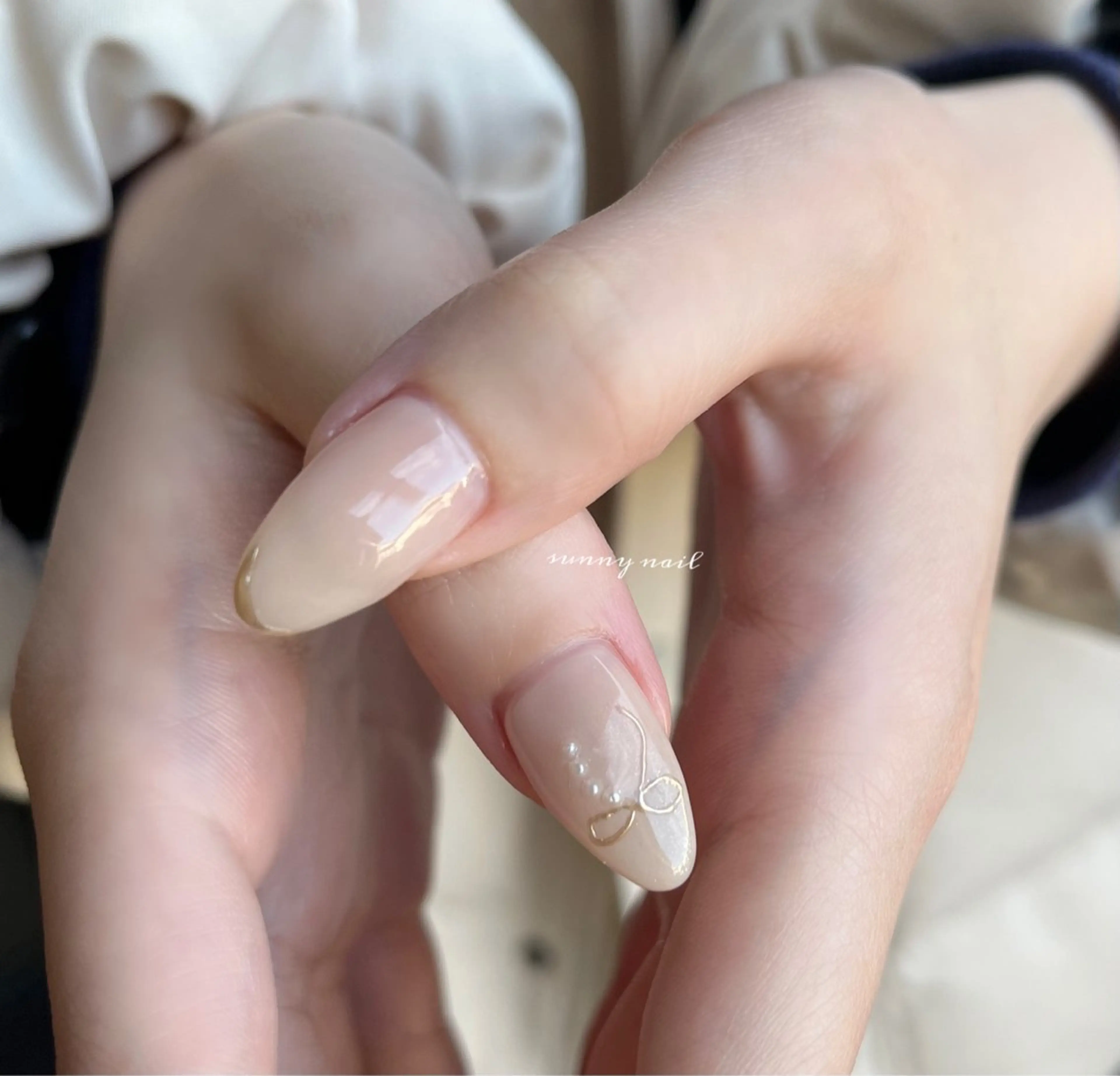ネイル ジェルネイル ミラーネイル パラジェル リボン sunny nailのネイルデザイン