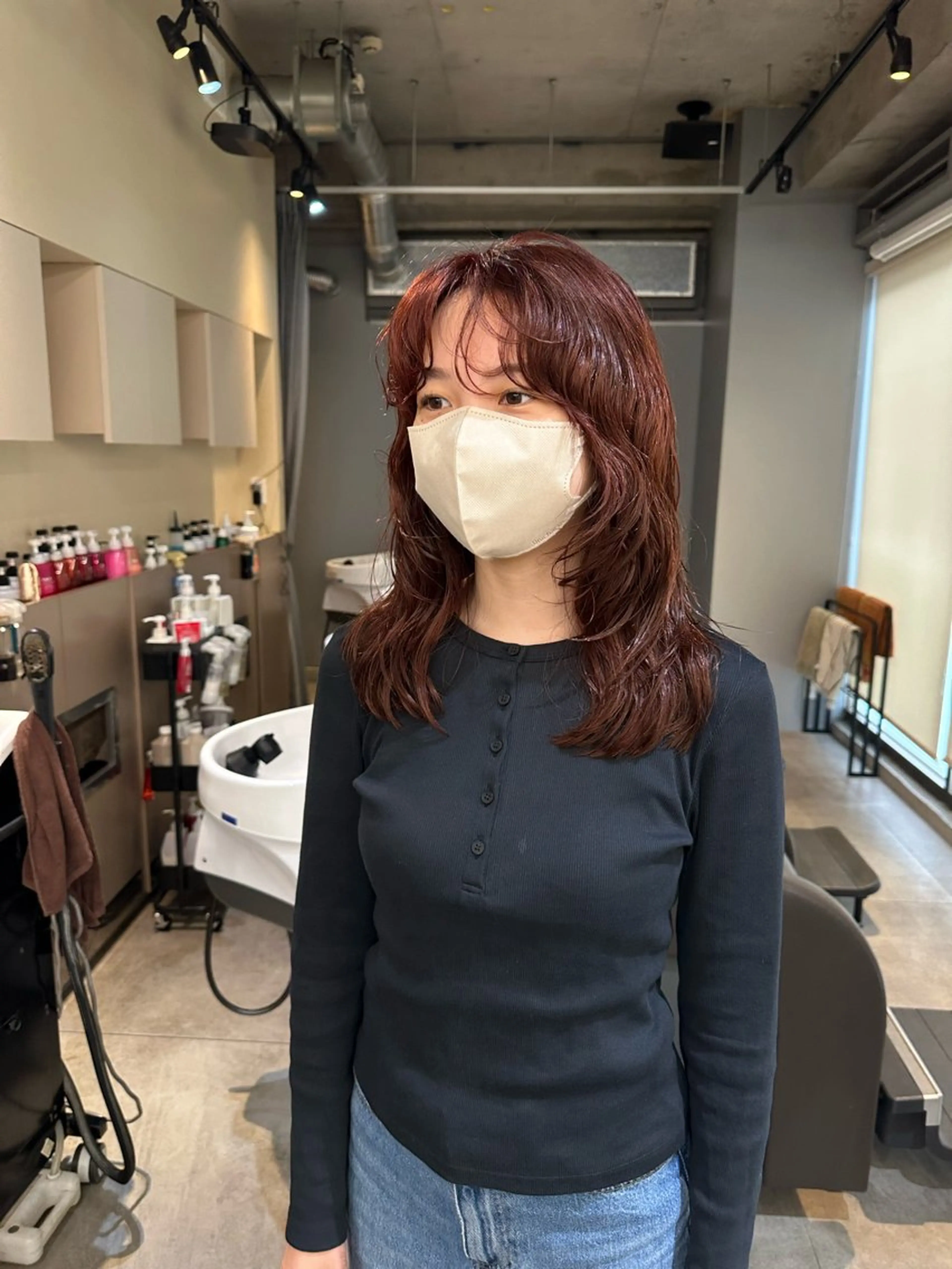 ミディアム カラー ミディアムパーマ オレンジ さとう あやかのヘアスタイル