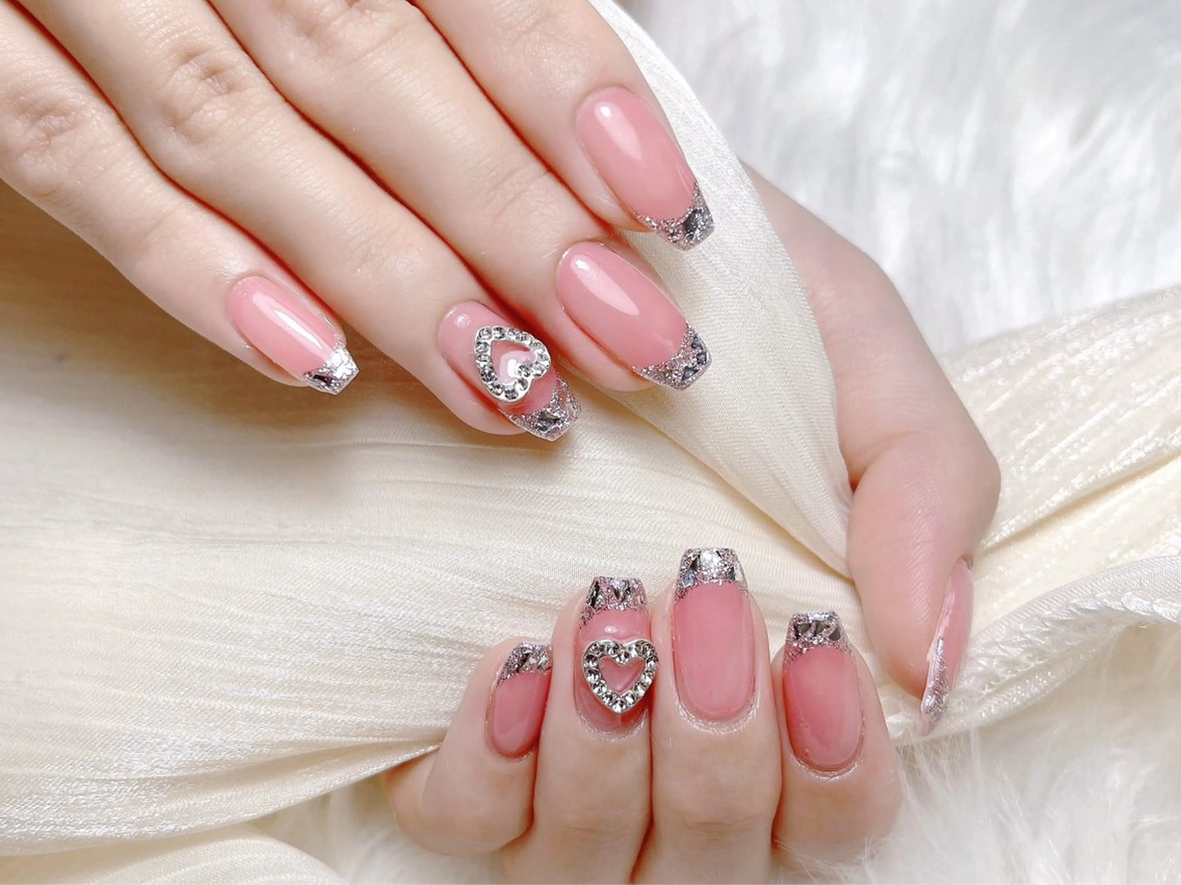 ネイル ハンドネイル M🌷nail 長さだし専門店のネイルデザイン