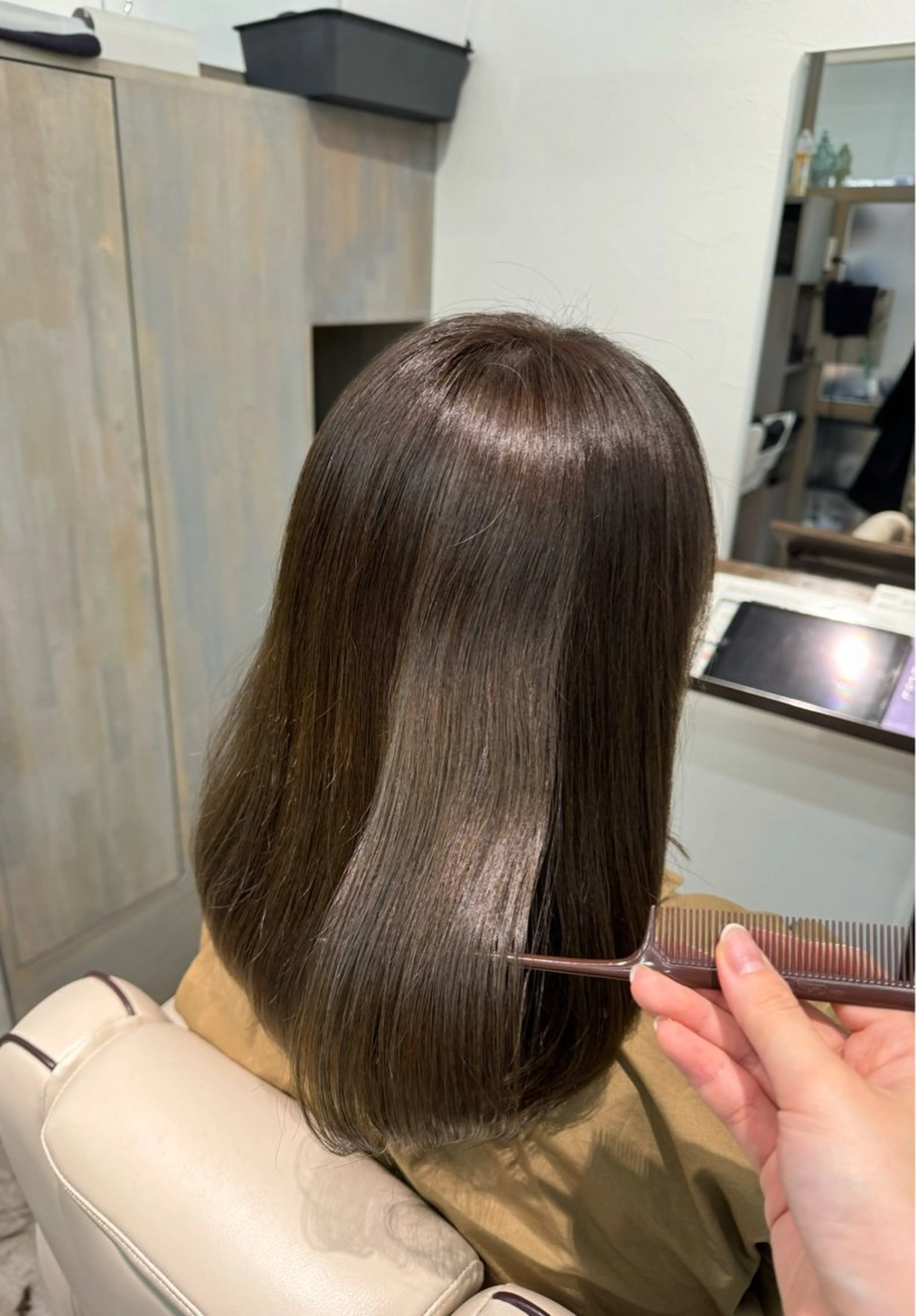 セミロング トリートメント 髪質改善×艶カラー Haruのヘアスタイル