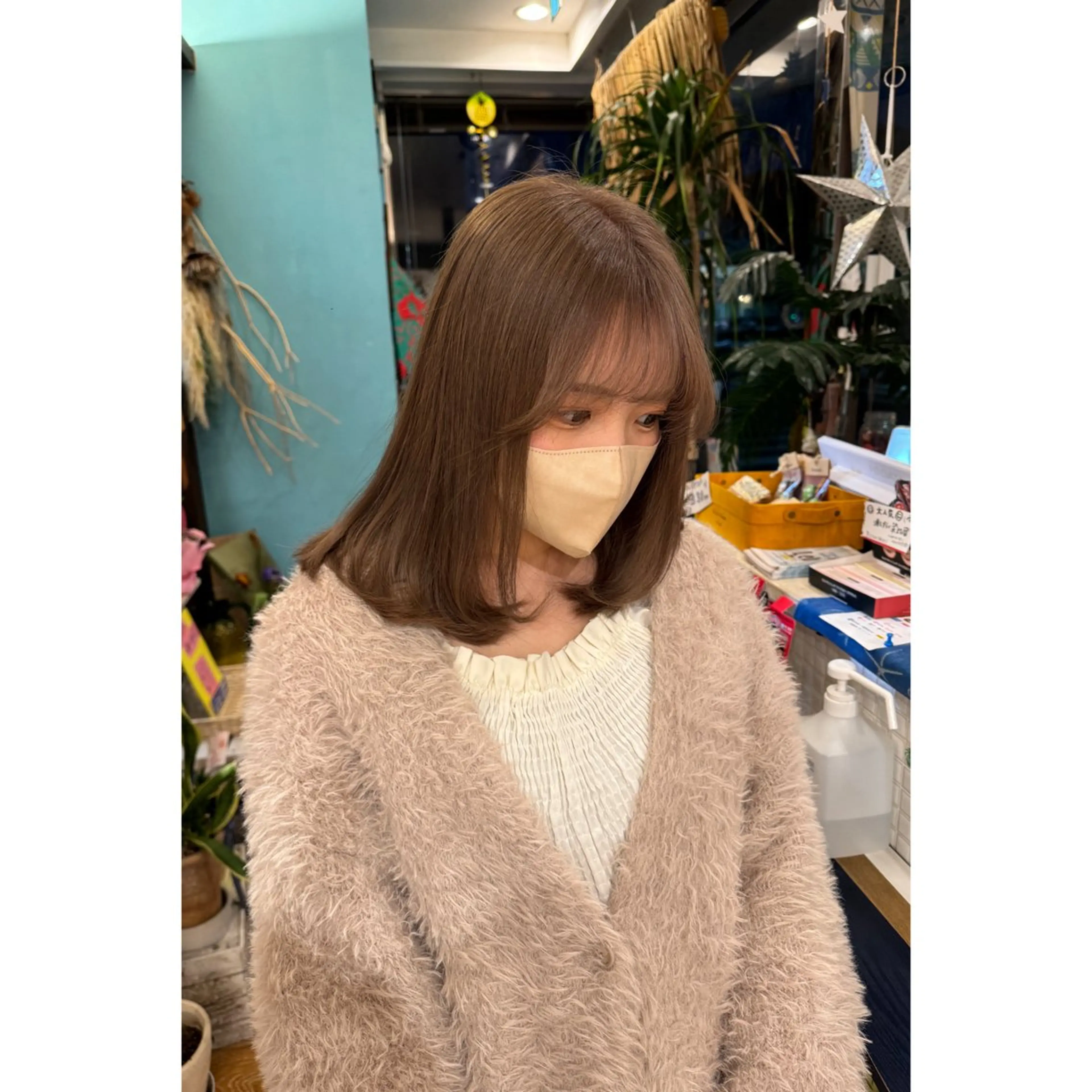 セミロング ヘアカラー トリートメント ハイトーン/ ダブルカラー/透明感のヘアスタイル