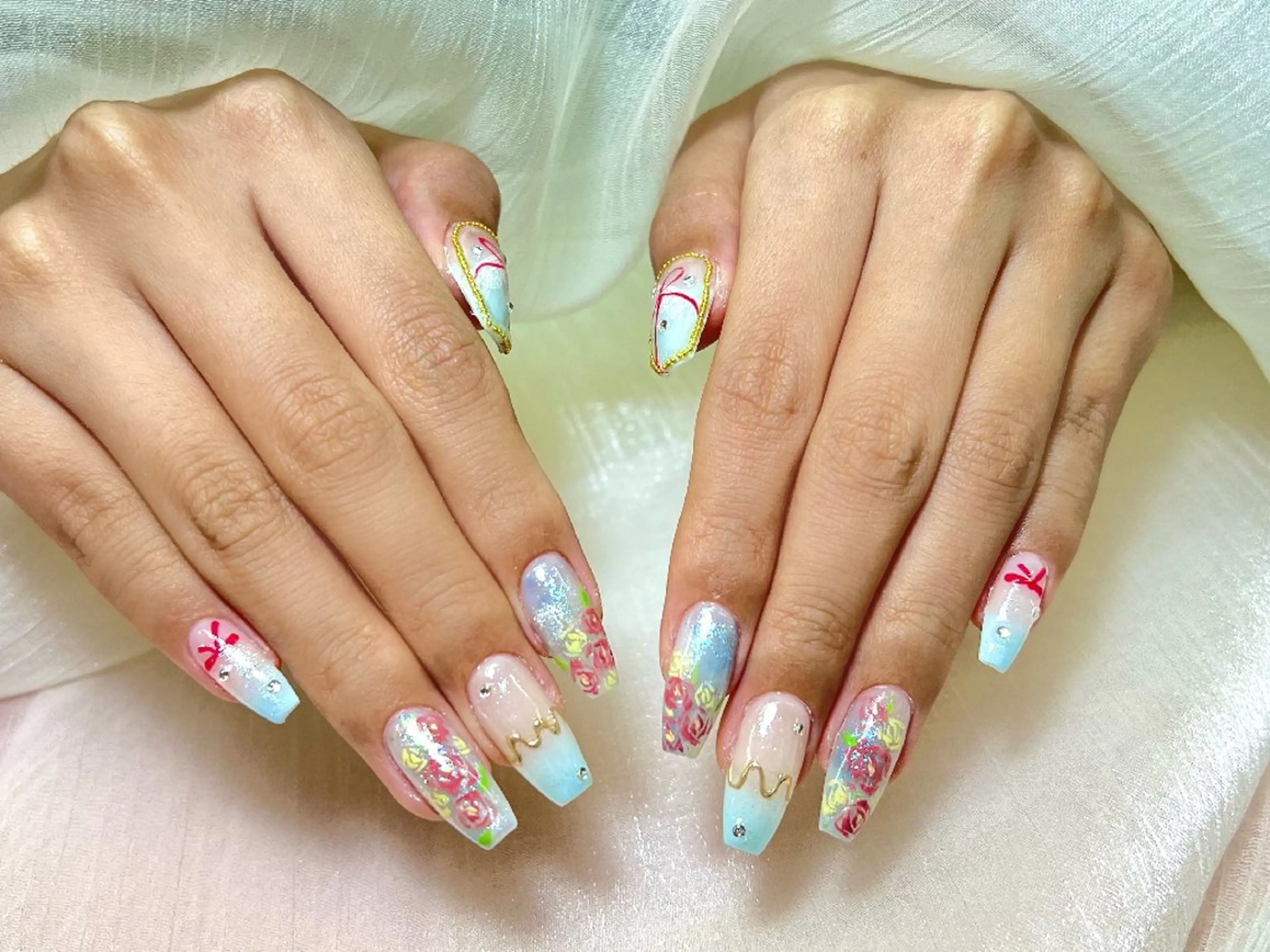 ネイル ハンドネイル PIPPY  NAILS新宿のネイルデザイン