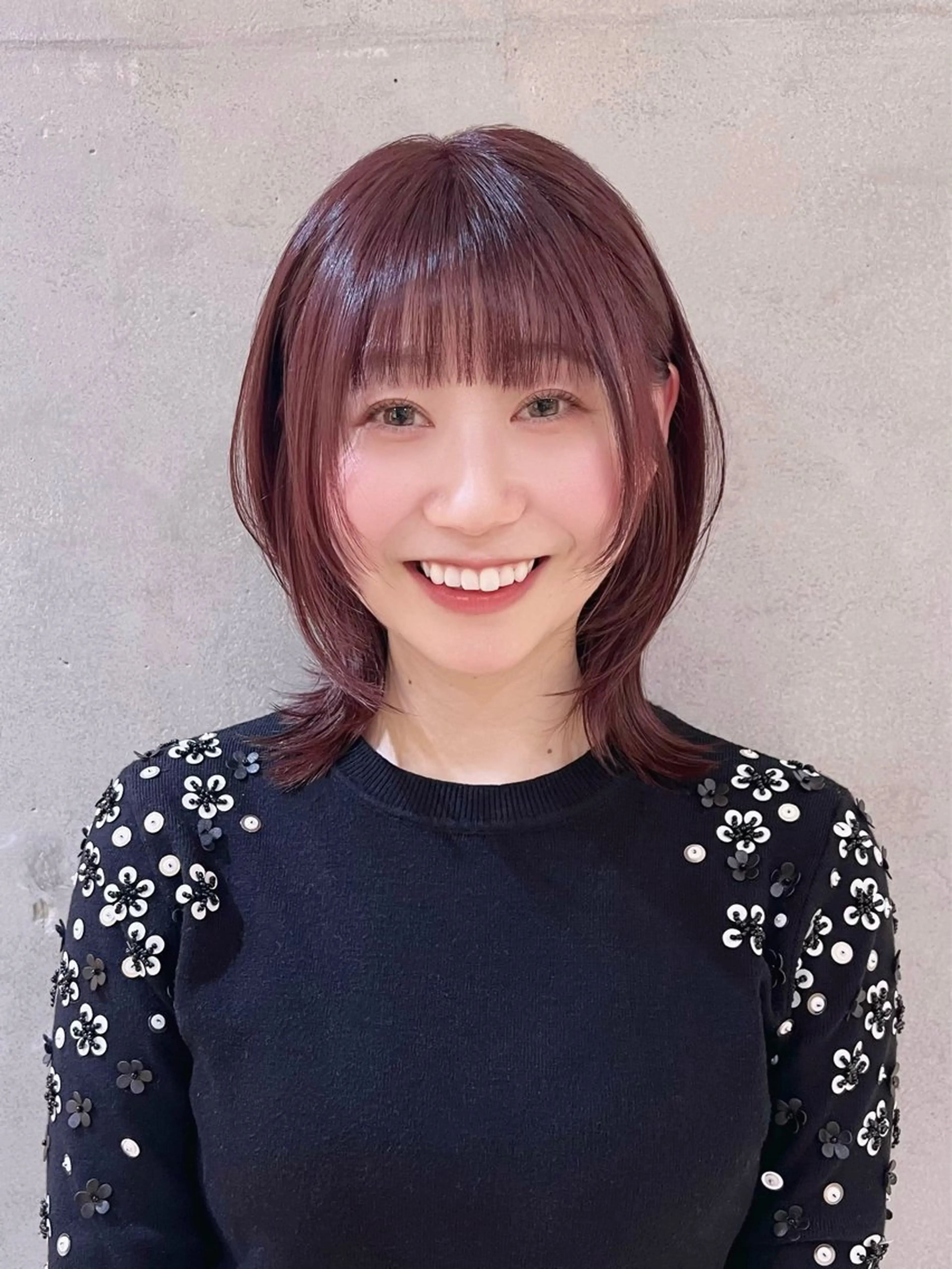 ミディアム カラー 小顔ショート🌿 Say.石川葵のヘアスタイル