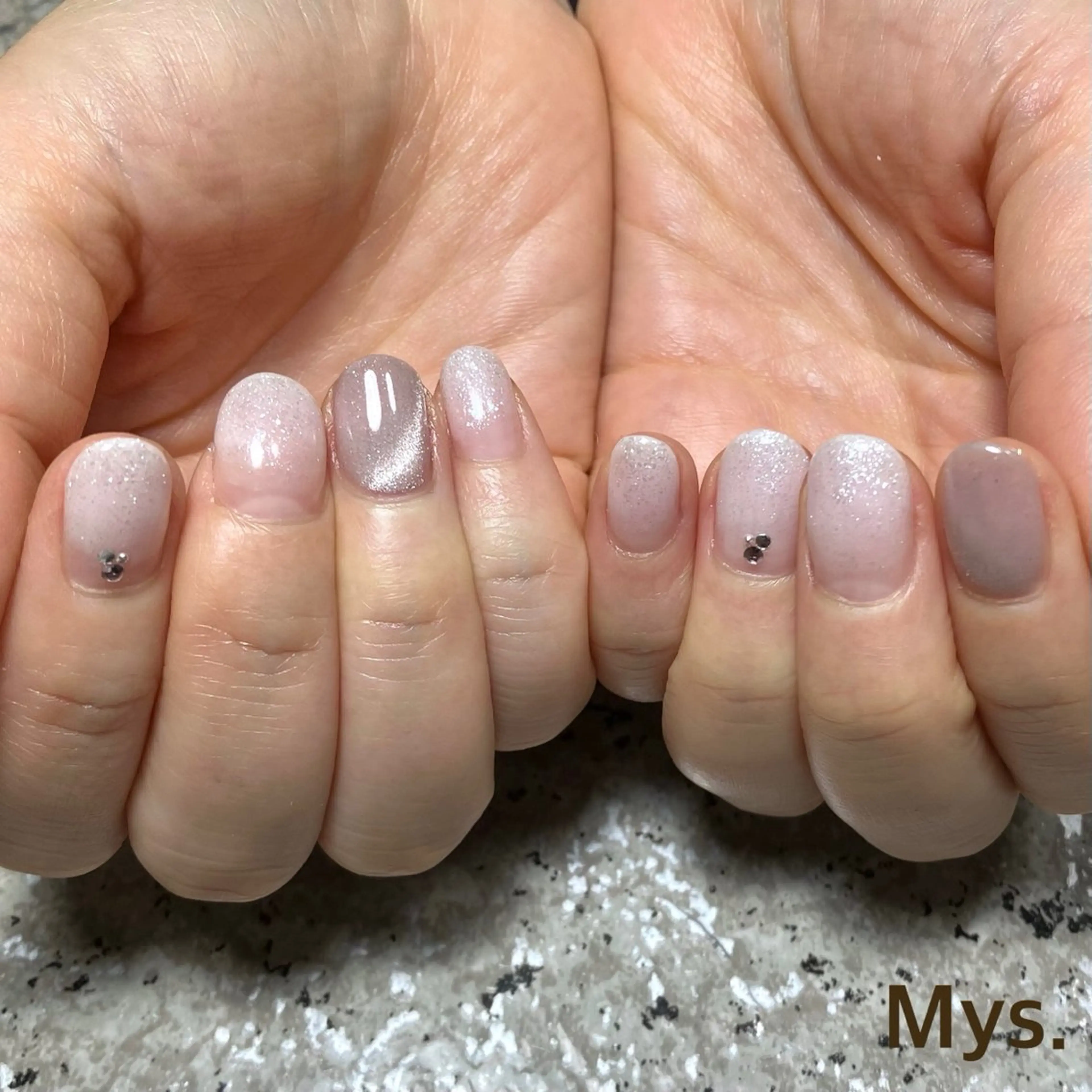 ネイル マグネットネイル ハンドネイル Mys. 三上紗紀のネイルデザイン