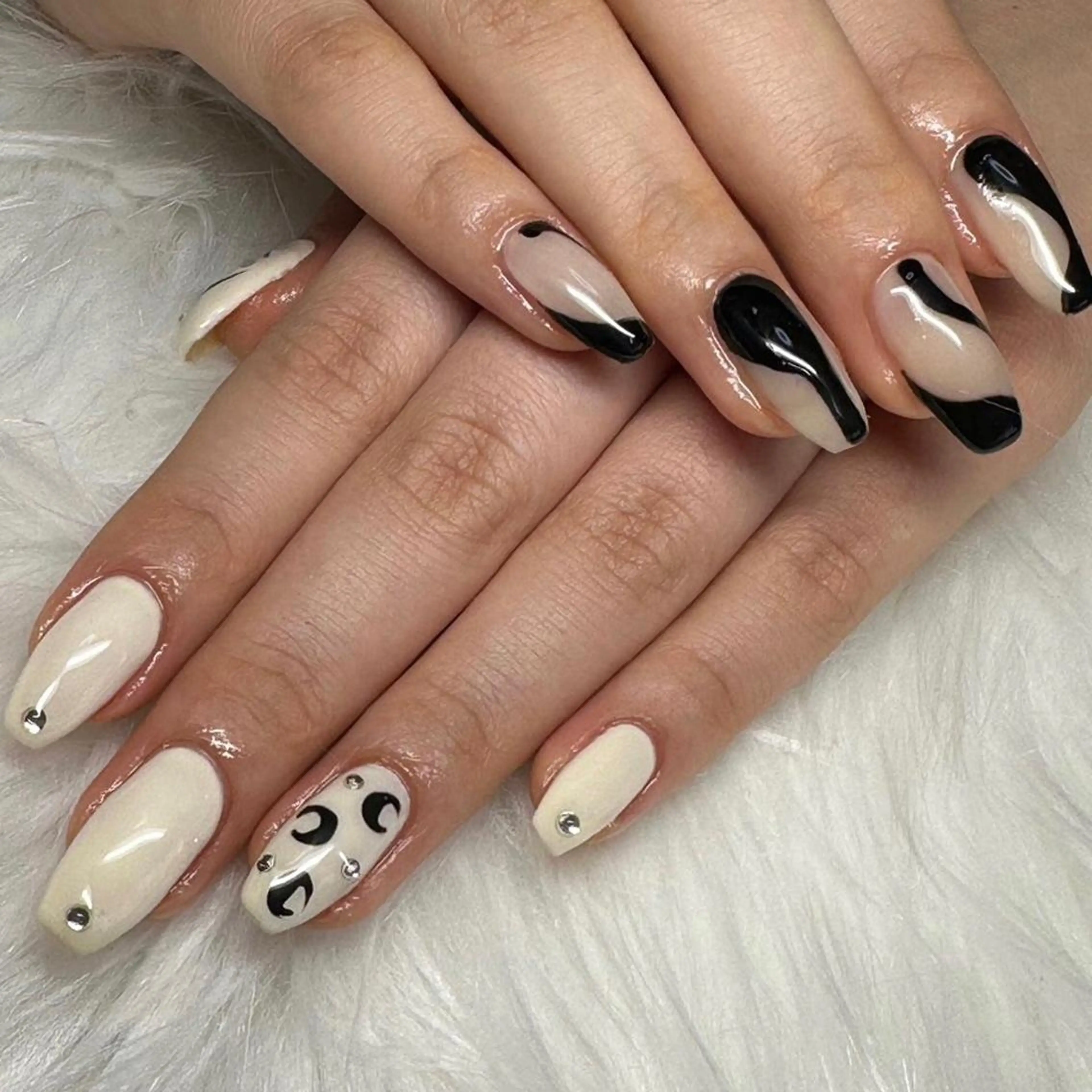 ネイル ハンドネイル VIOLA .nailのネイルデザイン