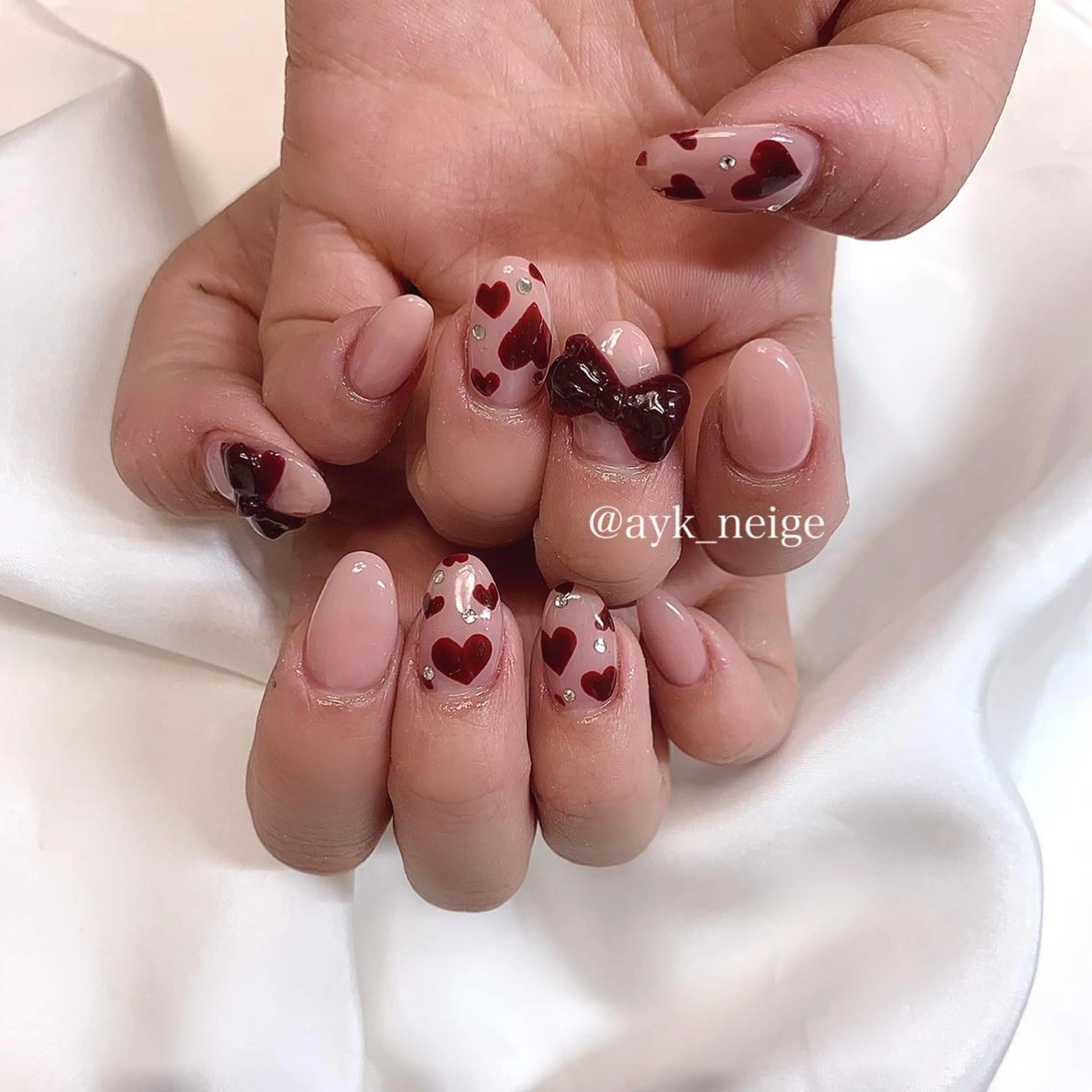 ネイル オーロラネイル ハート 韓国ネイル 冬ネイル n'eige nail所属・大谷 綾香のネイルデザイン