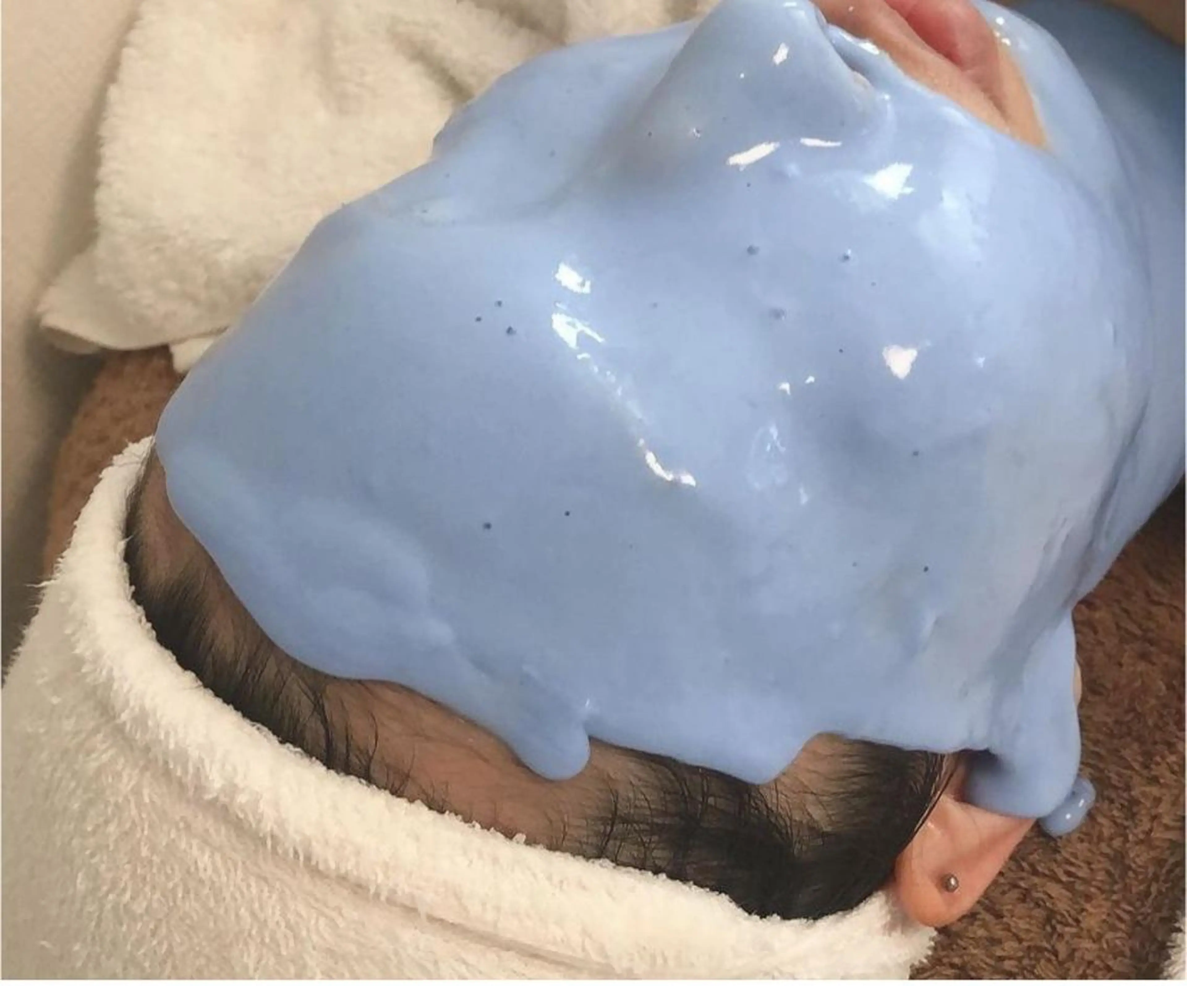 お肌の潤い不足の方に水分たっぷり💧スタンダードコース+モイストプールパック 8800円→4400円の写真