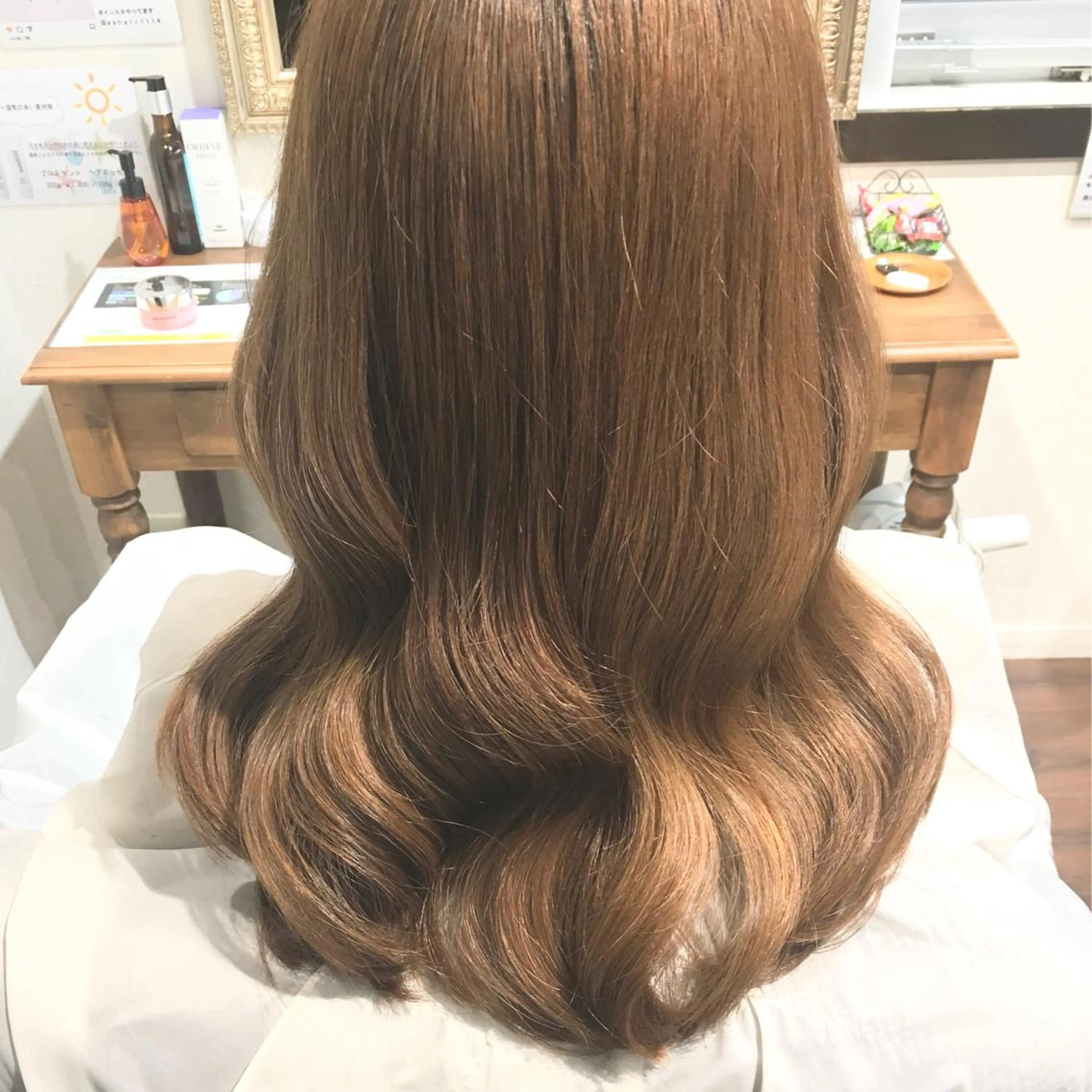 セミロング カラー ヘアアレンジ 柔らか垢抜けｶﾗｰと ｶｯﾄ🫧ASUKAのヘアスタイル