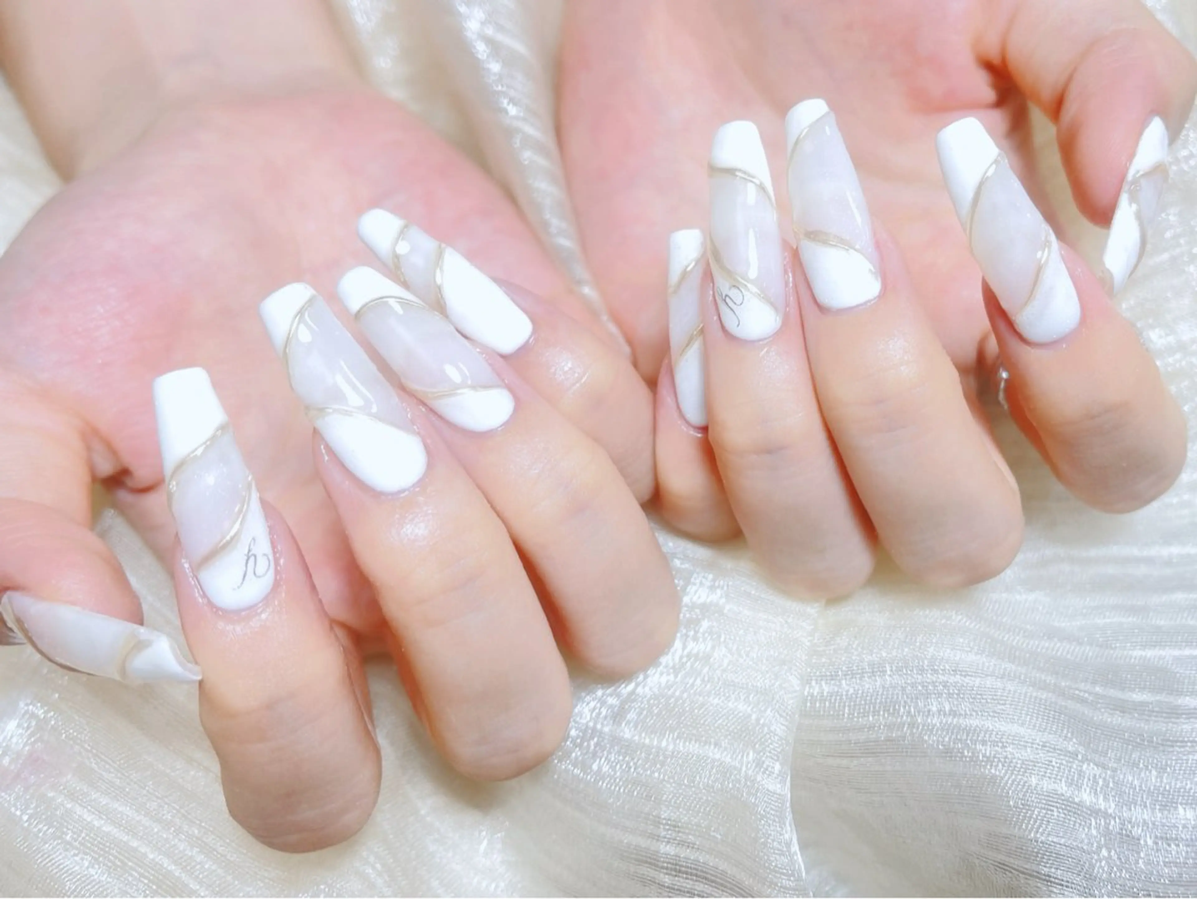 ネイル ハンドネイル 🎀ネイルサロン エクラYUI🎀のネイルデザイン