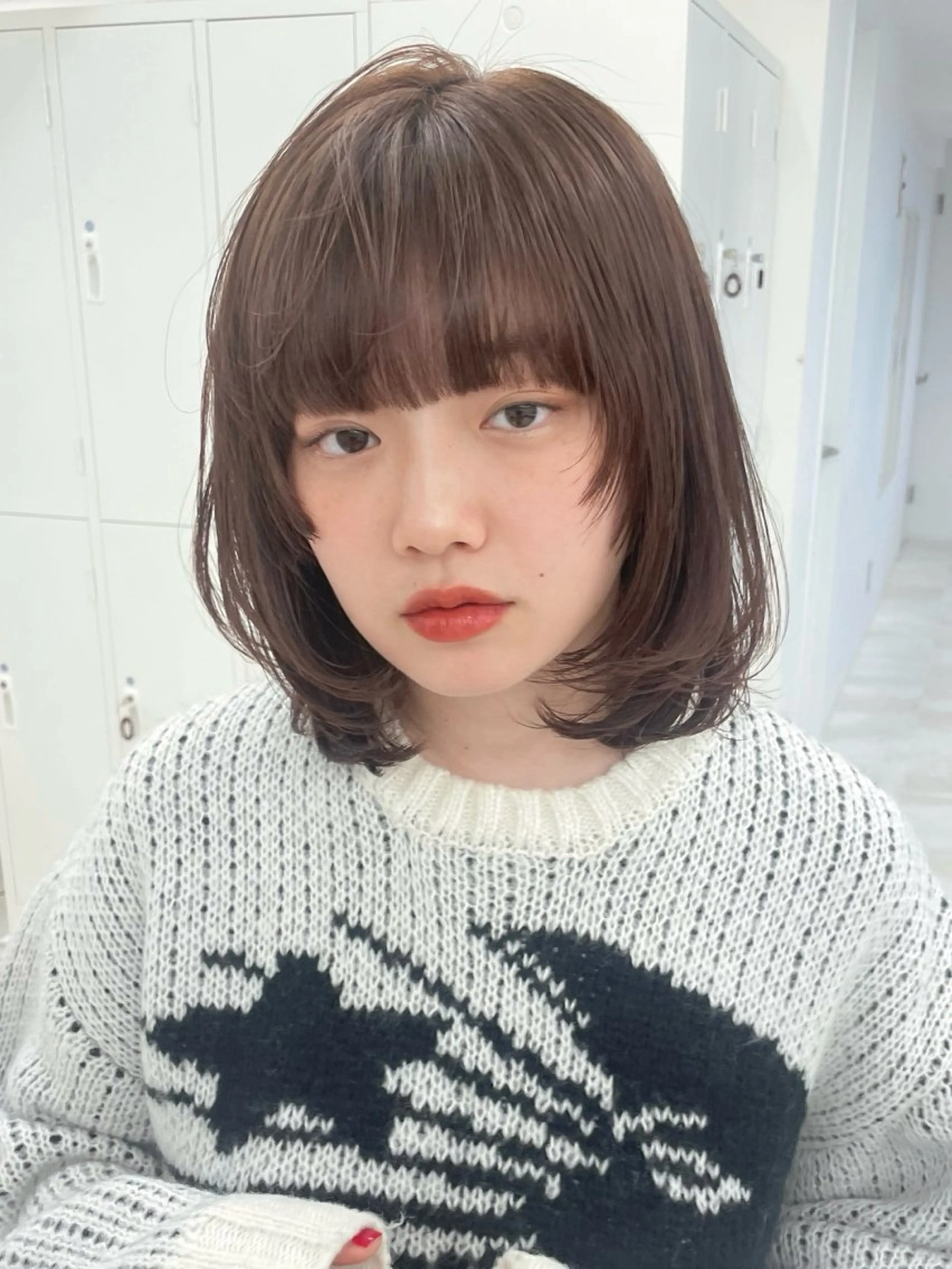 ミディアム 顔まわりレイヤー 顔周りカット レイヤーカット カット ヘアカラー トリートメント ウルフカット/ボブ りなのヘアスタイル