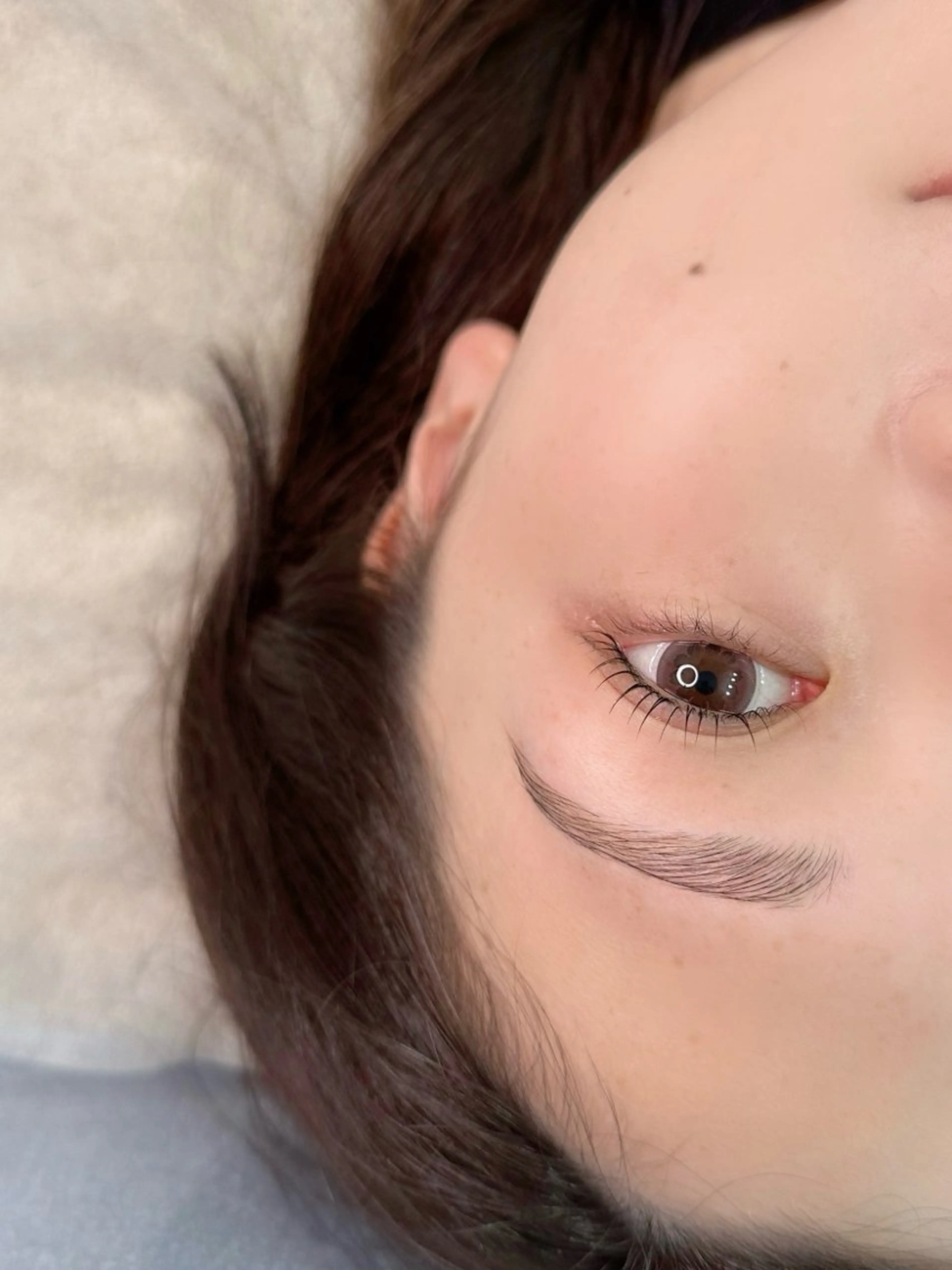 アイブロウ +me プラスミーの眉毛・アイブロウイメージ