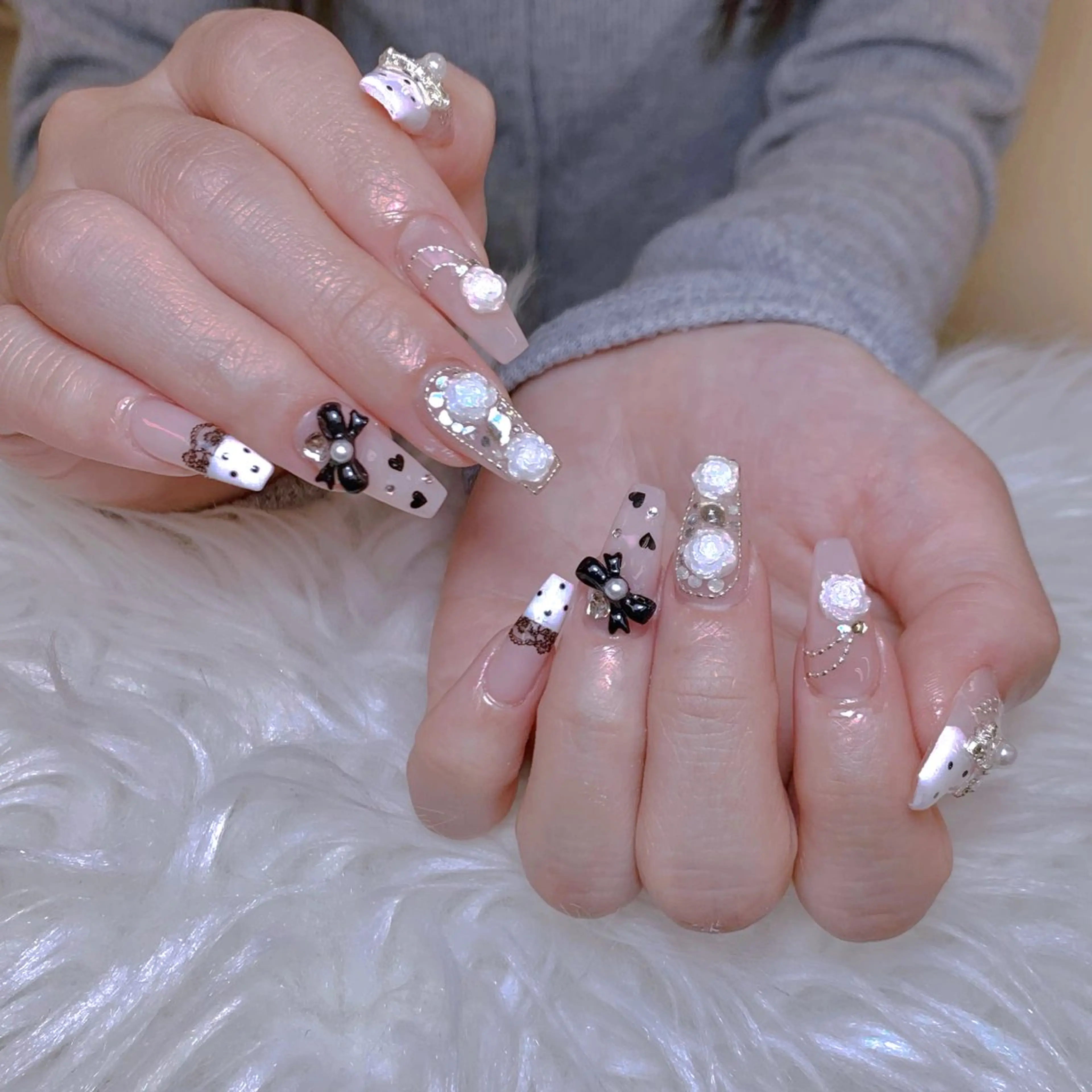 ネイル ANH NAIL ゴテゴテ専門店💎のネイルデザイン