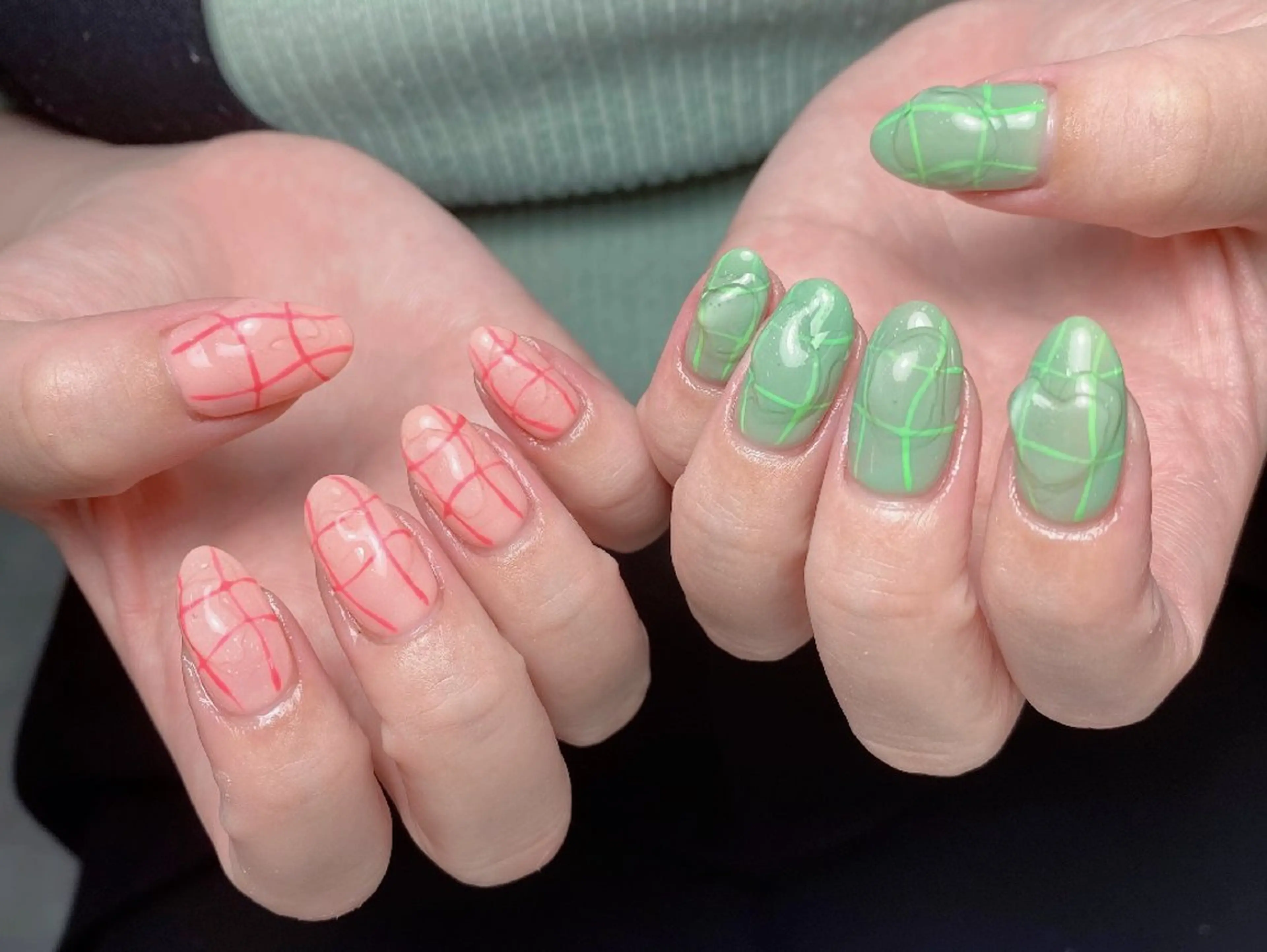 ネイル チークネイル フレンチネイル ジェルネイル ガーリー キラキラネイル ハンドネイル UM Nail Salonのネイルデザイン