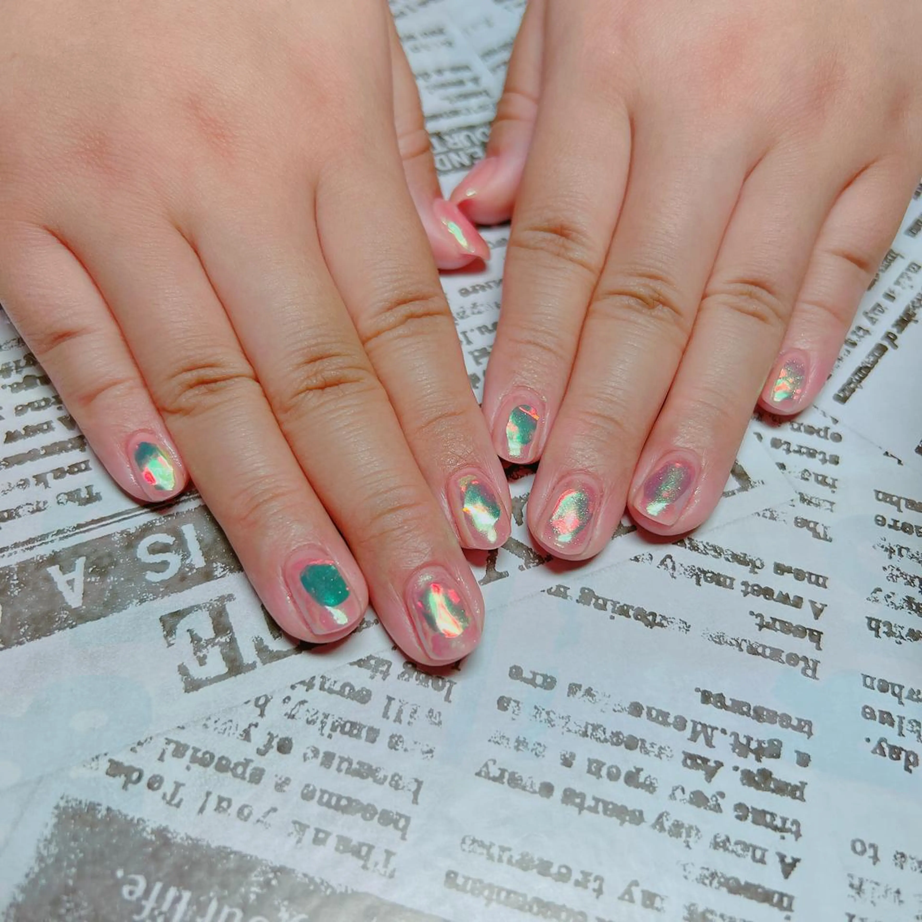 ネイル オーロラネイル ミラーネイル ハンドネイル たきぐち みちこのネイルデザイン