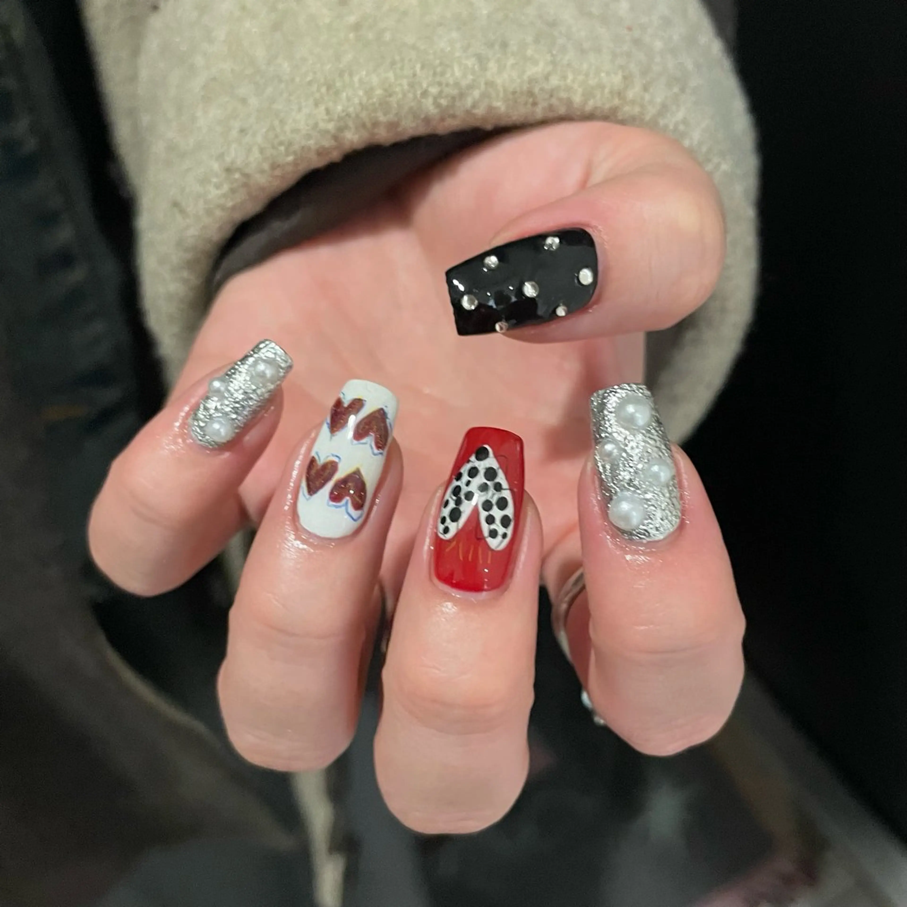 ネイル Yukino /シンプル/個性派のネイルデザイン