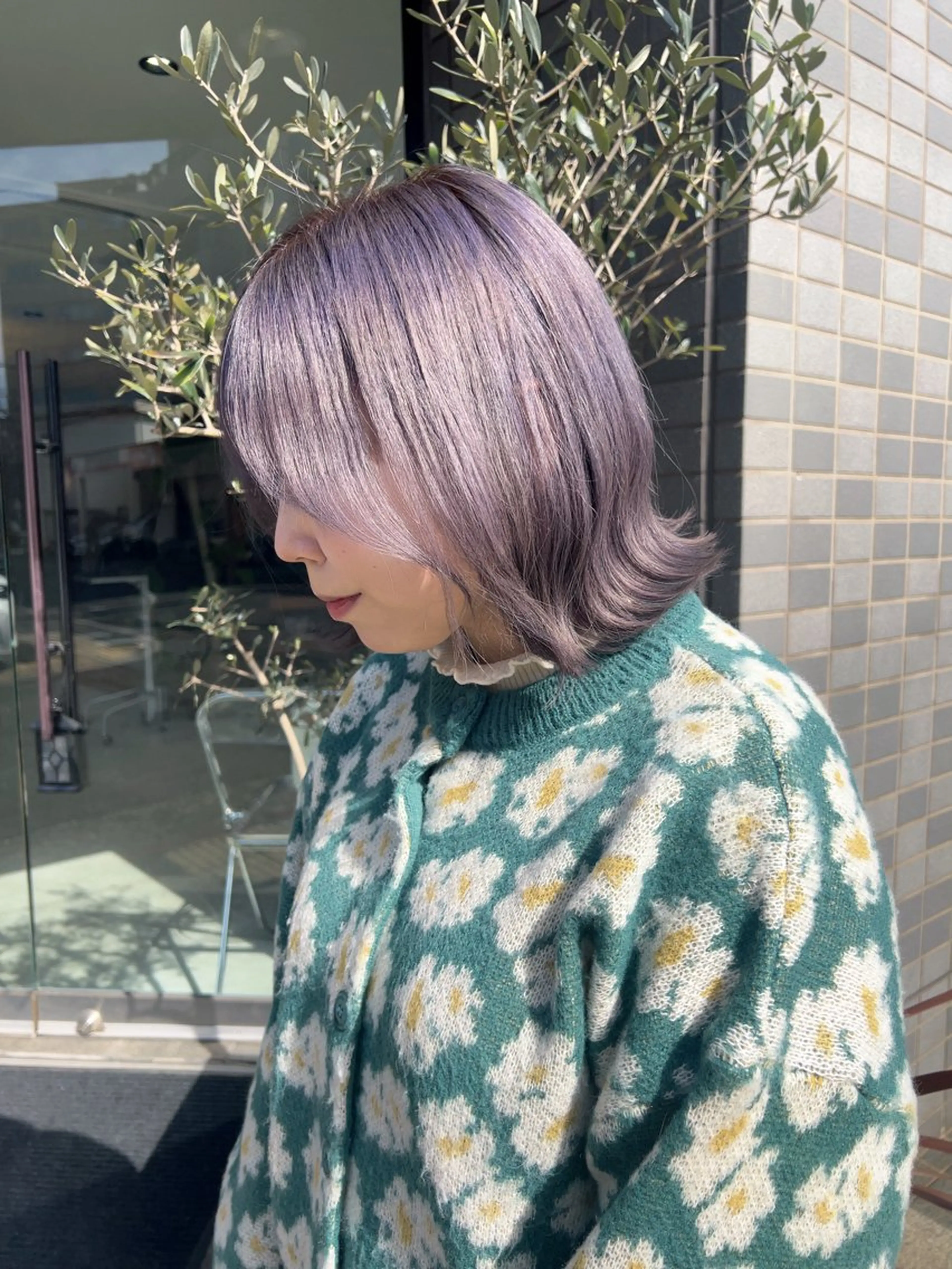 ショート カラー アッシュ ブリーチ ラベンダーカラー ラベンダーアッシュ ヘアカラー トリートメント (h)wim ウィムのヘアスタイル