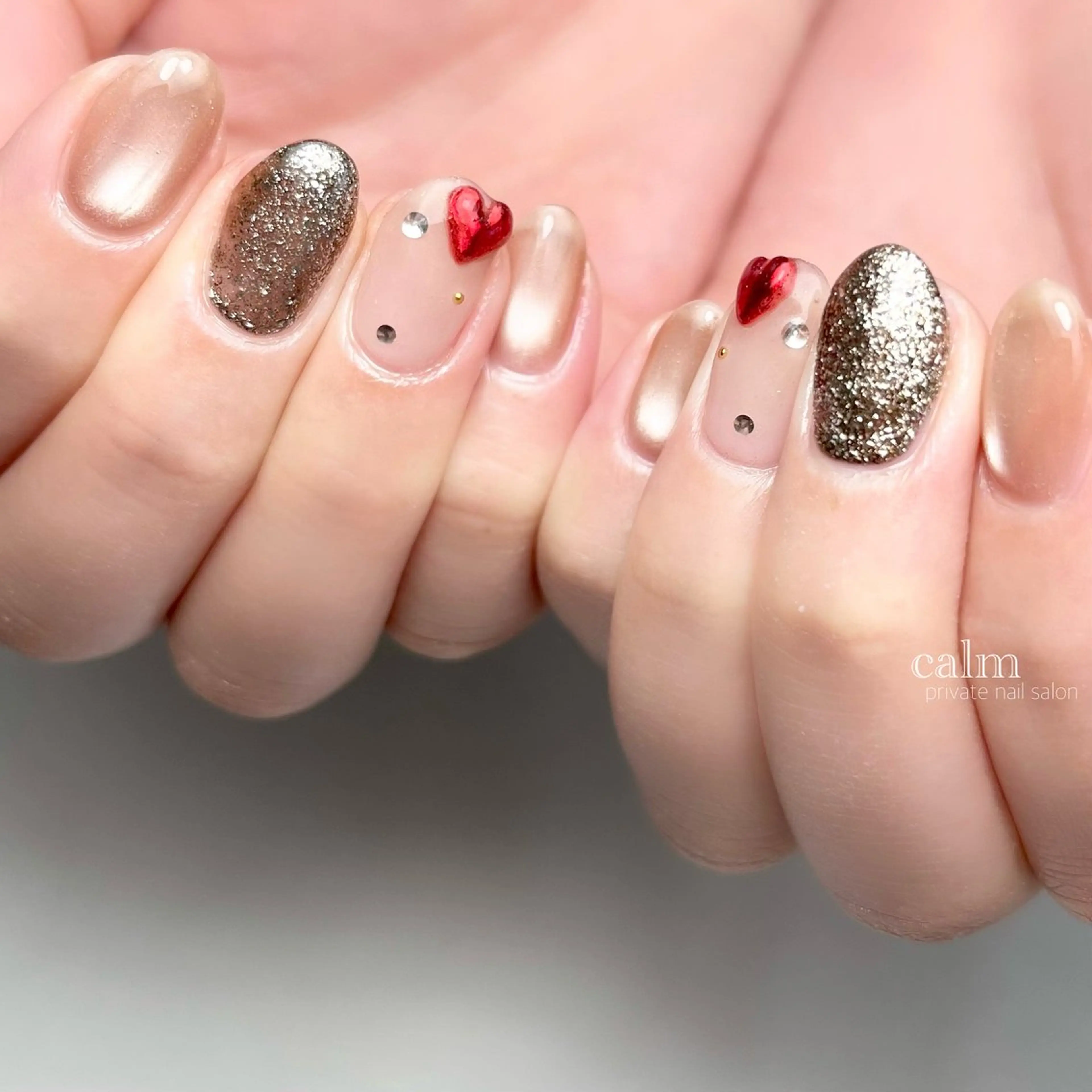 ネイル ハンドネイル calm 〔ｶｰﾑ〕のネイルデザイン