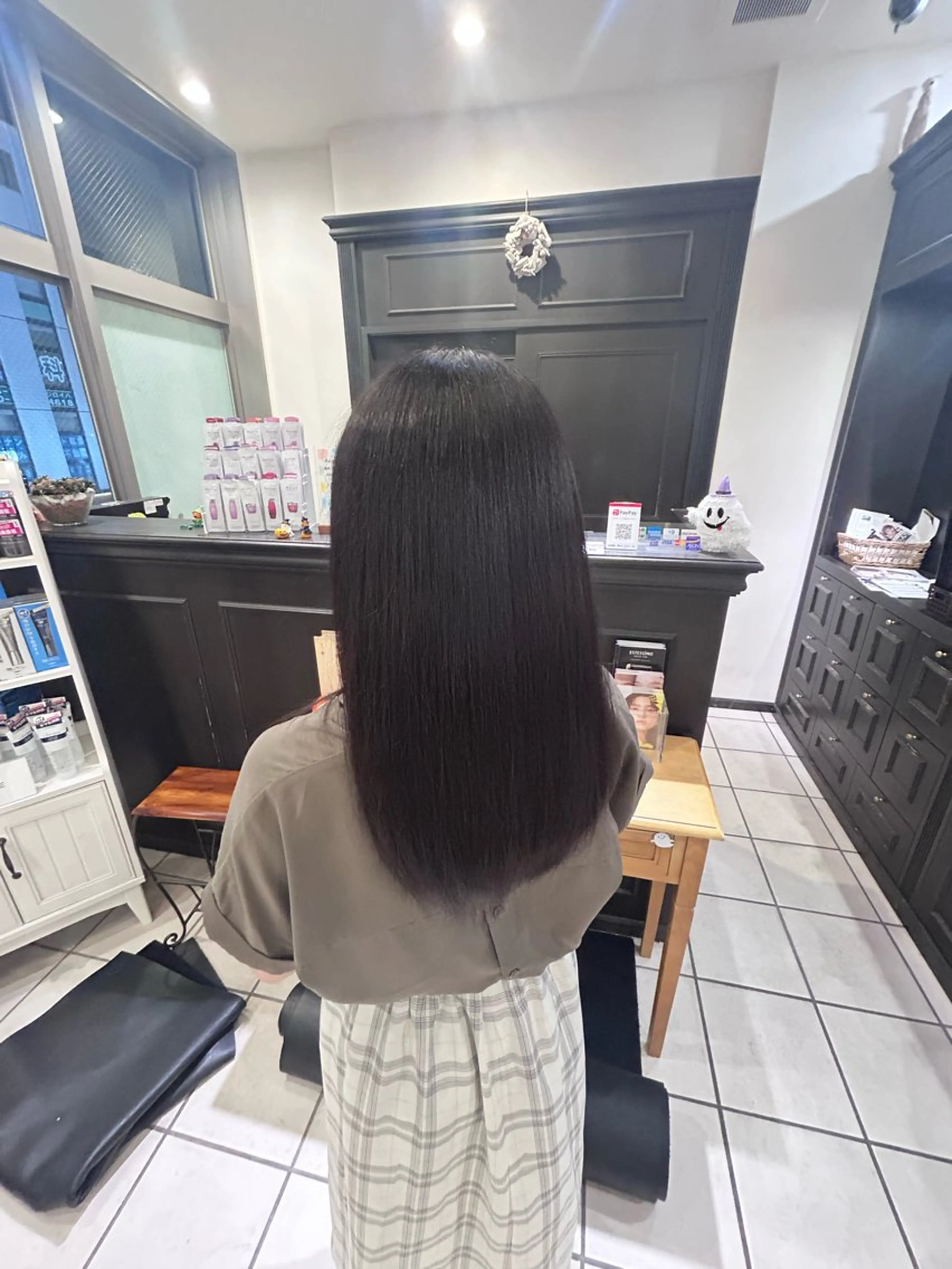セミロング カラー ヘアカラー 若林 綾乃のヘアスタイル