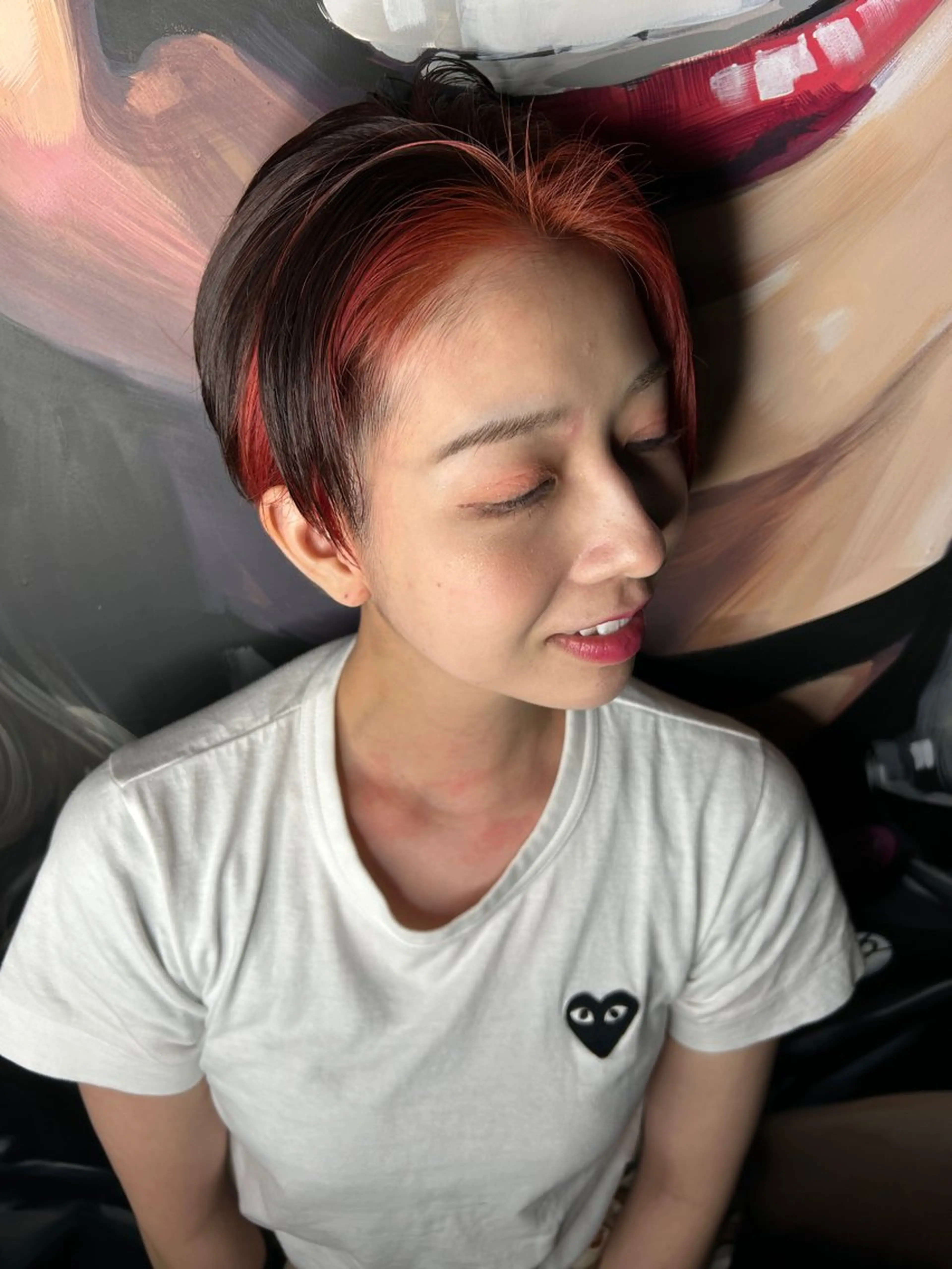 イヤリングカラーor襟足カラー【どちらか選べる】➕オンカラー➕カットの写真