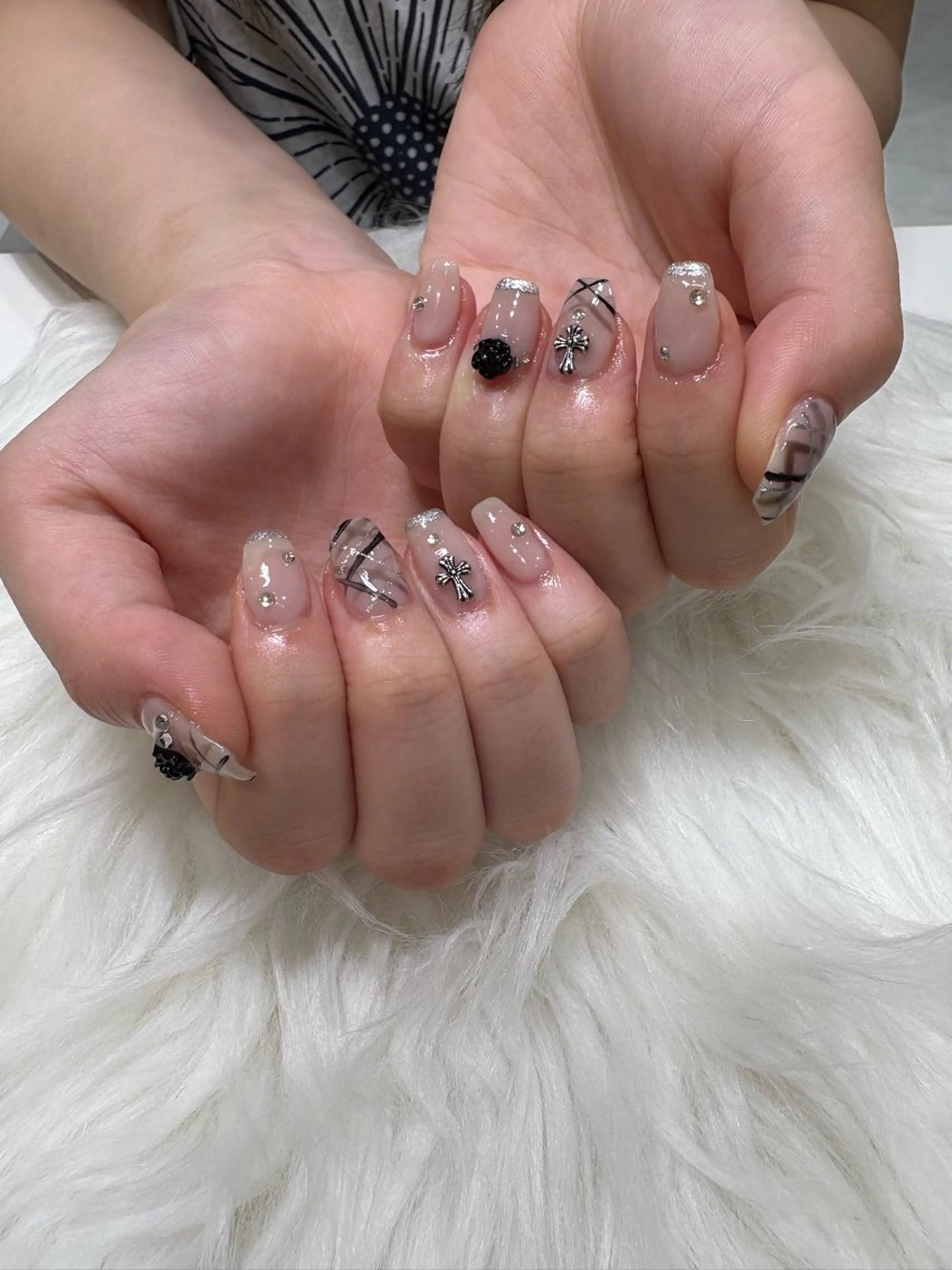 ネイル shiori .のネイルデザイン