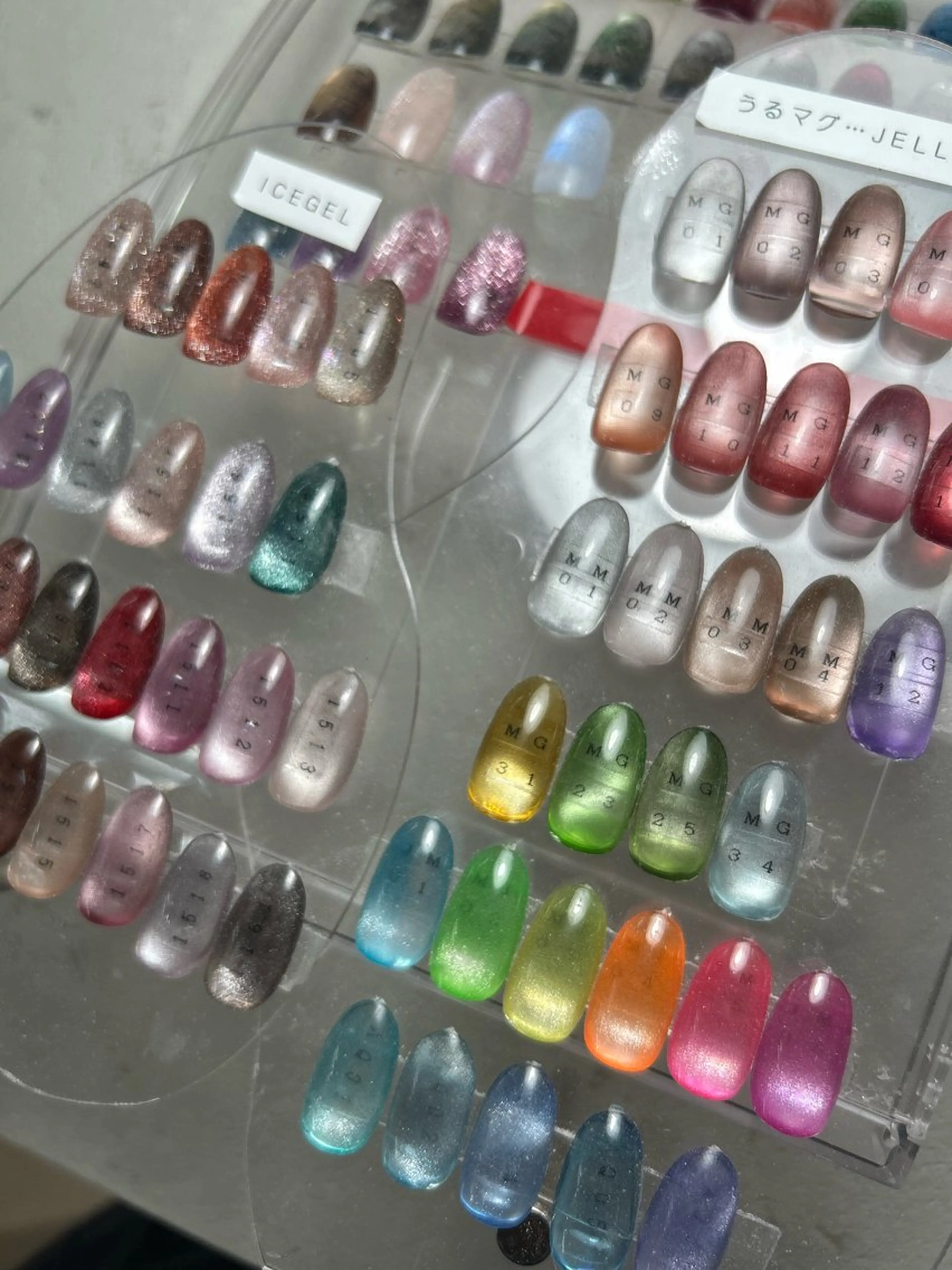 ネイル マグネットネイル 東十条muumii ネイルまつ毛のネイルデザイン