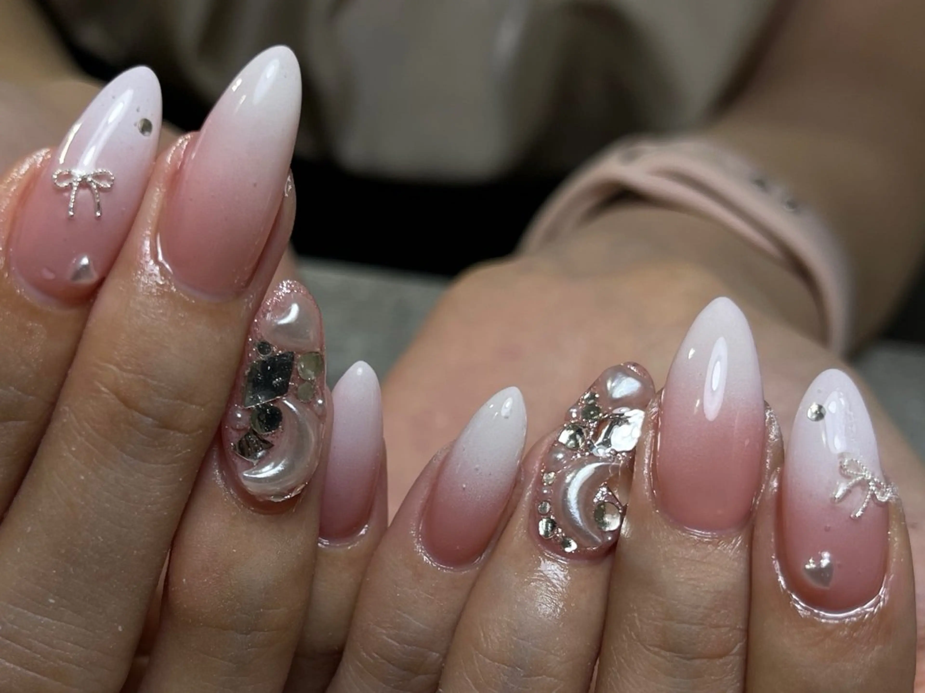 オフ込み💅【長さ出し10本➕定額デザイン】　サンプルから選ぶコースです✨💎の写真