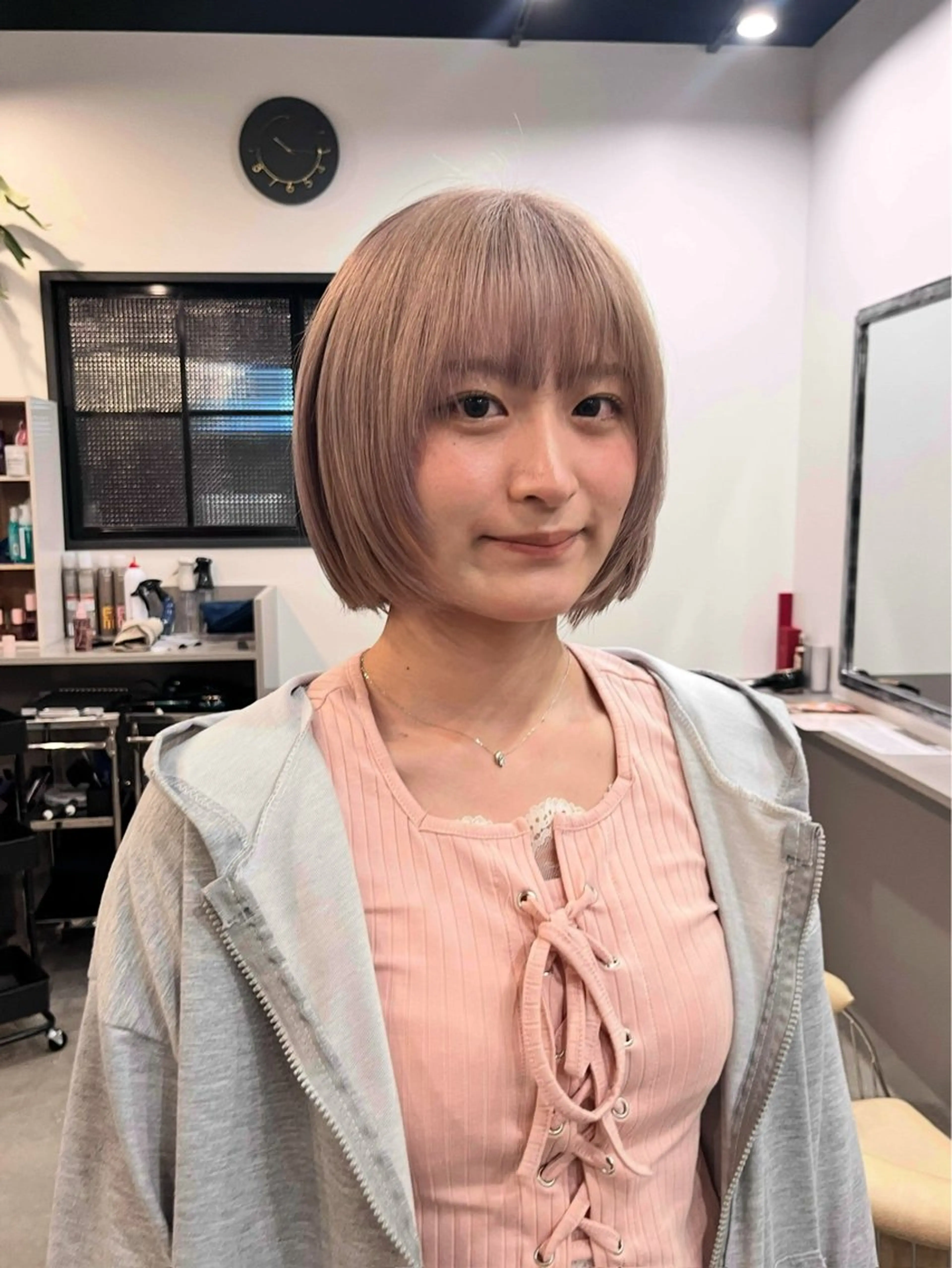 【理想のモテ色に🌈】ケアブリーチ+カラー🍃¥13600の写真