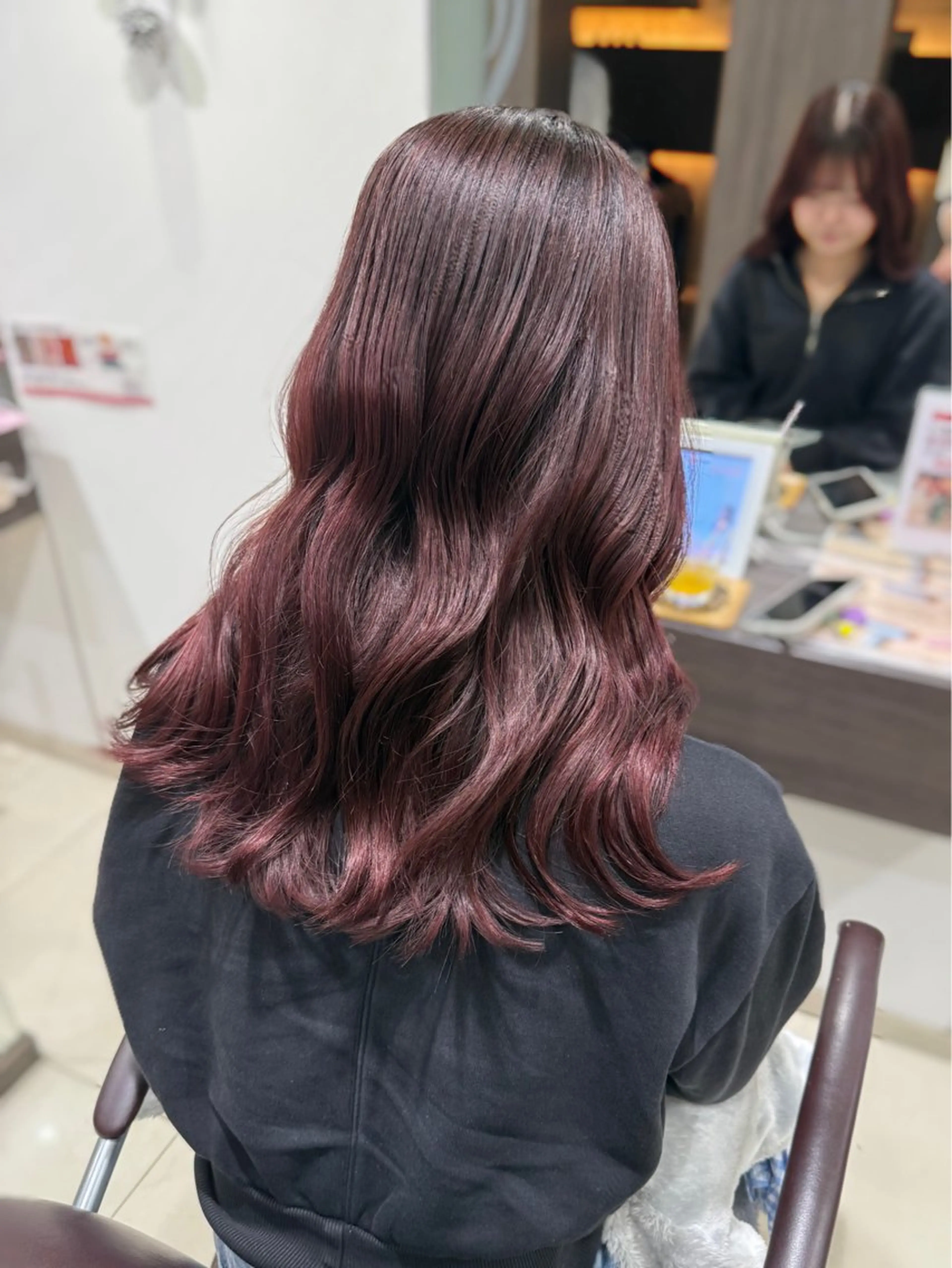 【ミニモ限定🫧】ブリーチなしダブルカラー🖤🤍の写真