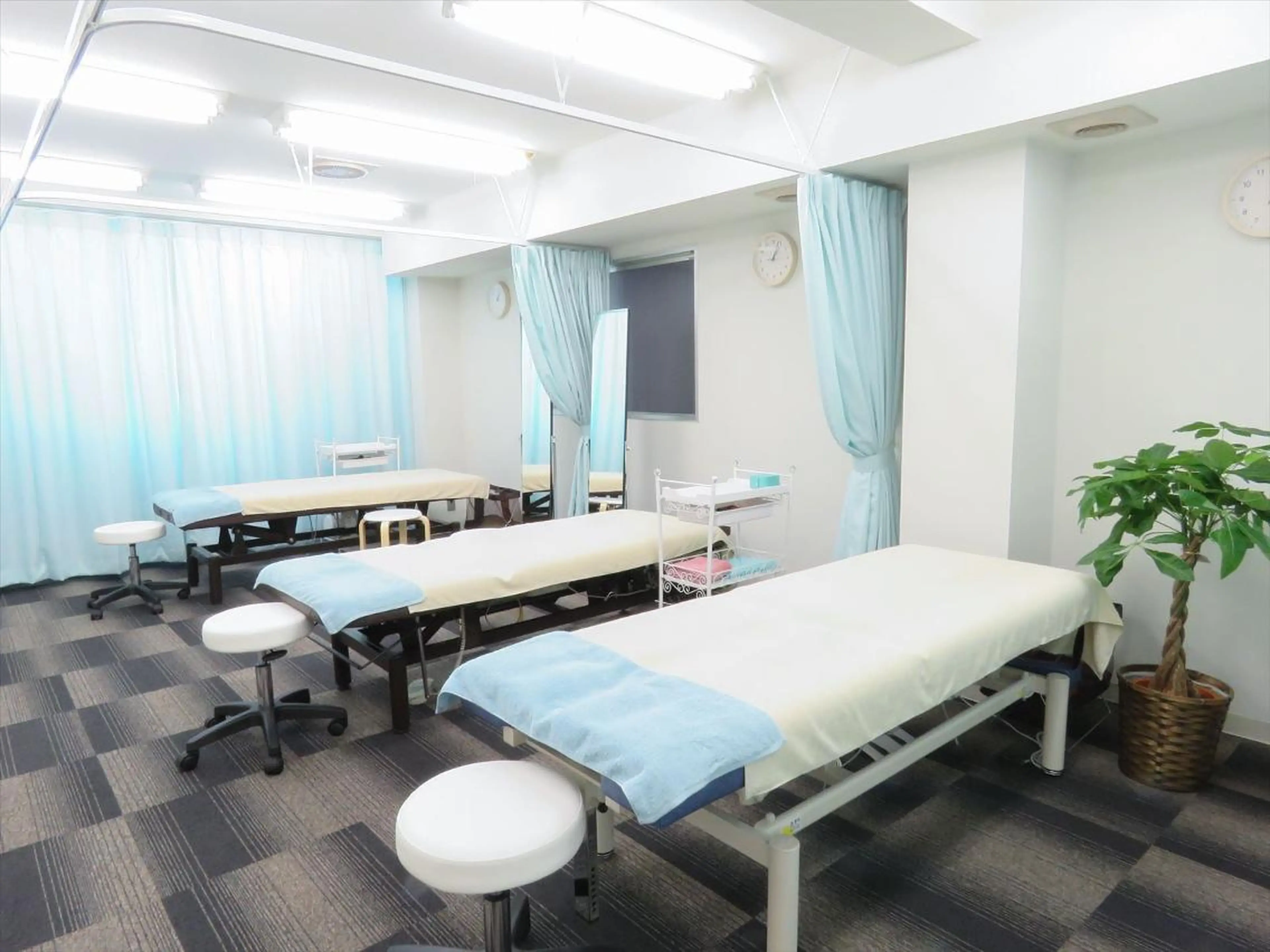 小顔・骨盤矯正専門店  シンメトリー池袋のエステ・リラクイメージ