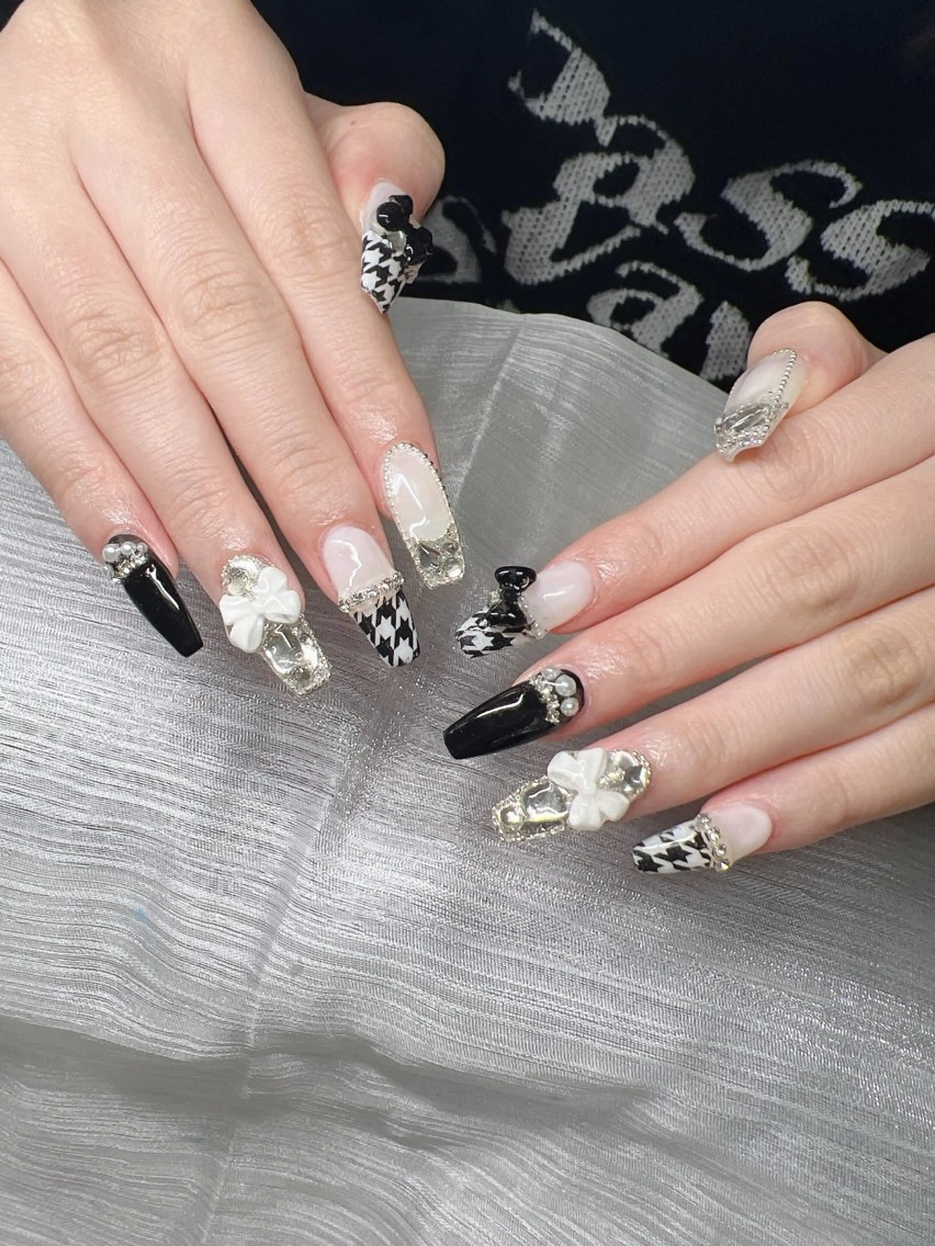 ネイル オーロラネイル チークネイル 長さ出し フットネイル フレンチネイル Lee Nails チップ長さだし専門店のネイルデザイン