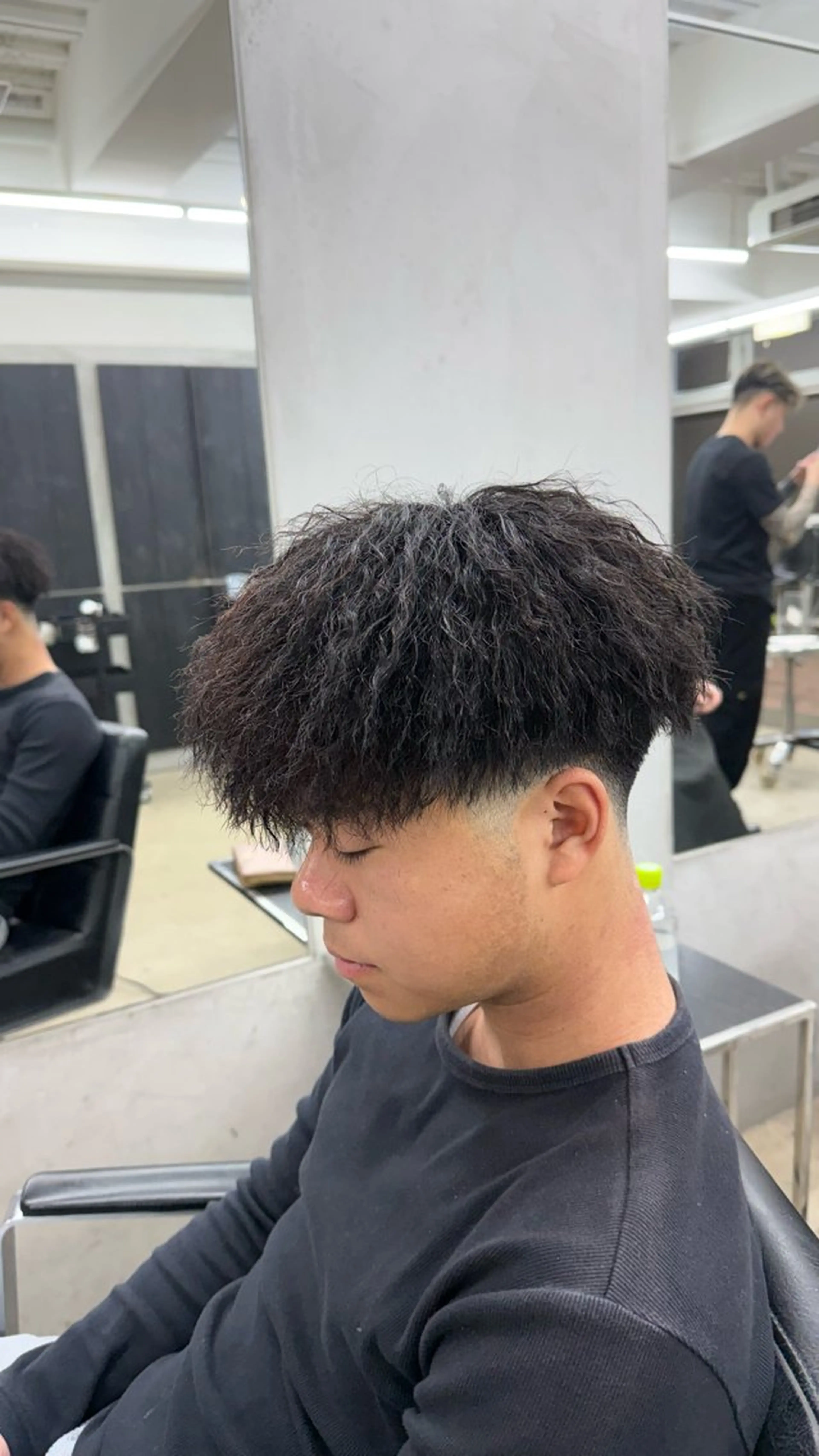 パーマ メンズ 田中 辰弥のヘアスタイル
