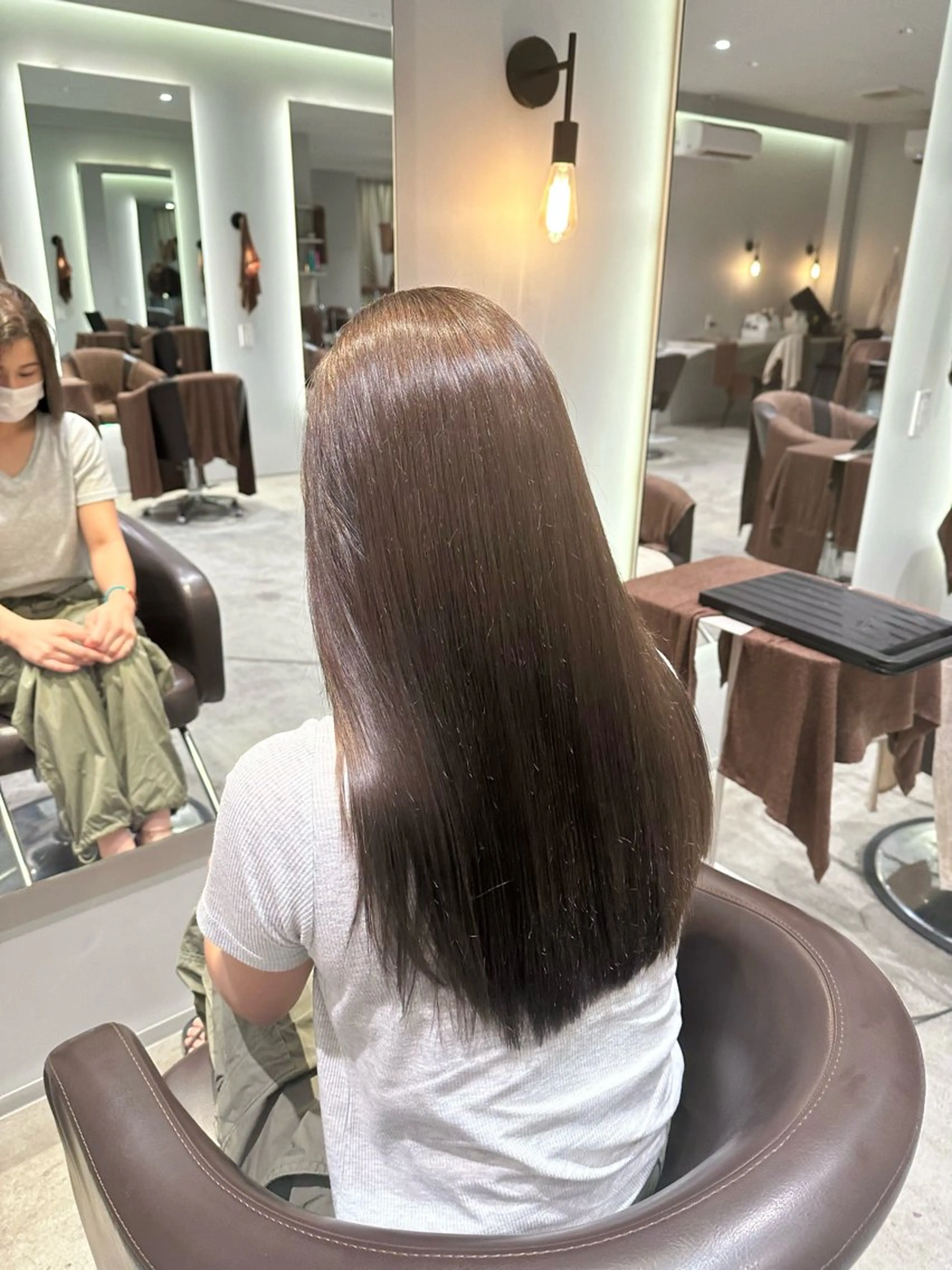 ミディアム カラー 透明感カラー グレージュ 中林 優太のヘアスタイル