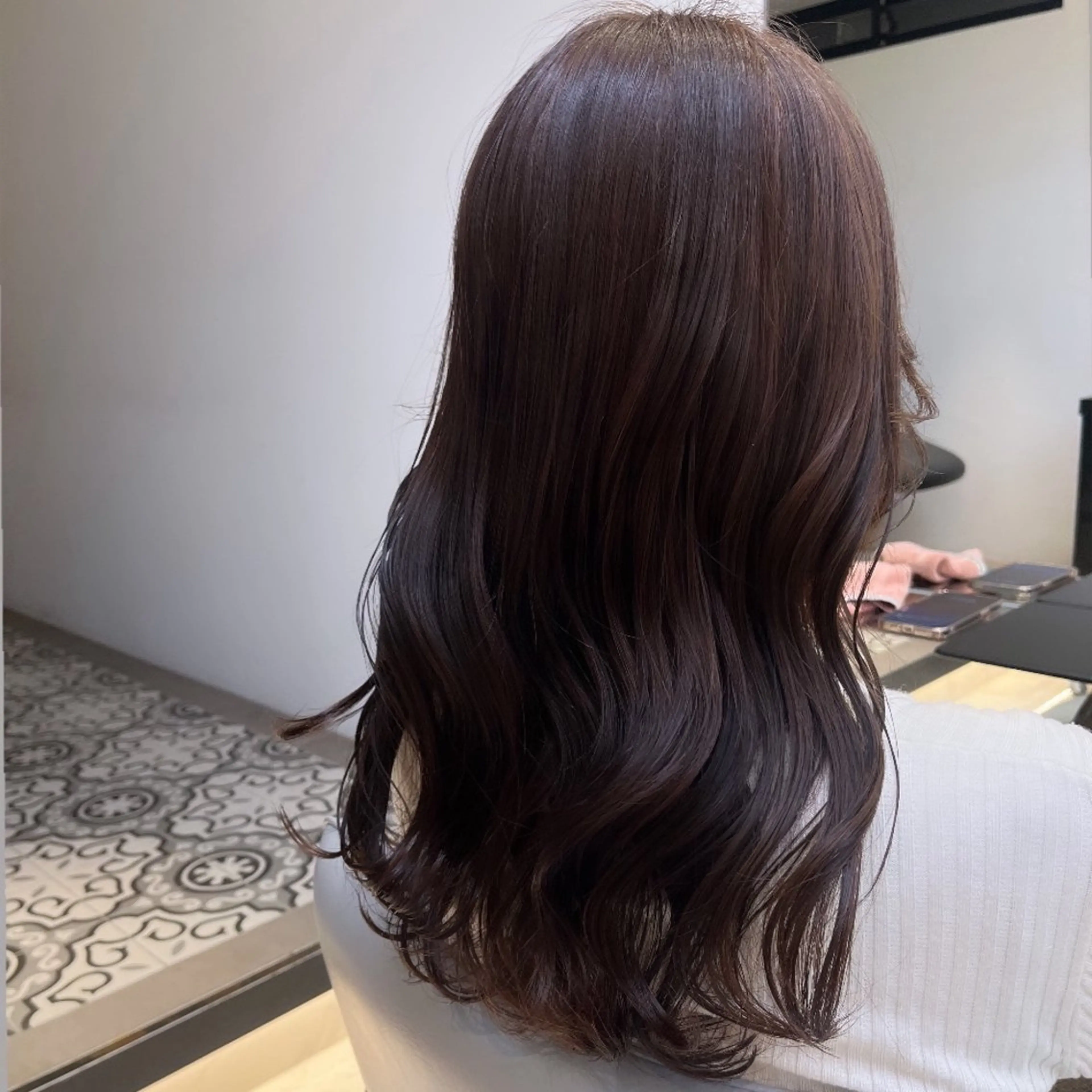 セミロング カラー ブラウンカラー ショコラブラウン ショコラグレージュ 透明感カラー ココアグレージュ ヘアカラー トリートメント ヘッドスパ ヘアセット カジュアルを女っぽく 𝗮𝘆𝗮𝗰𝗼のヘアスタイル