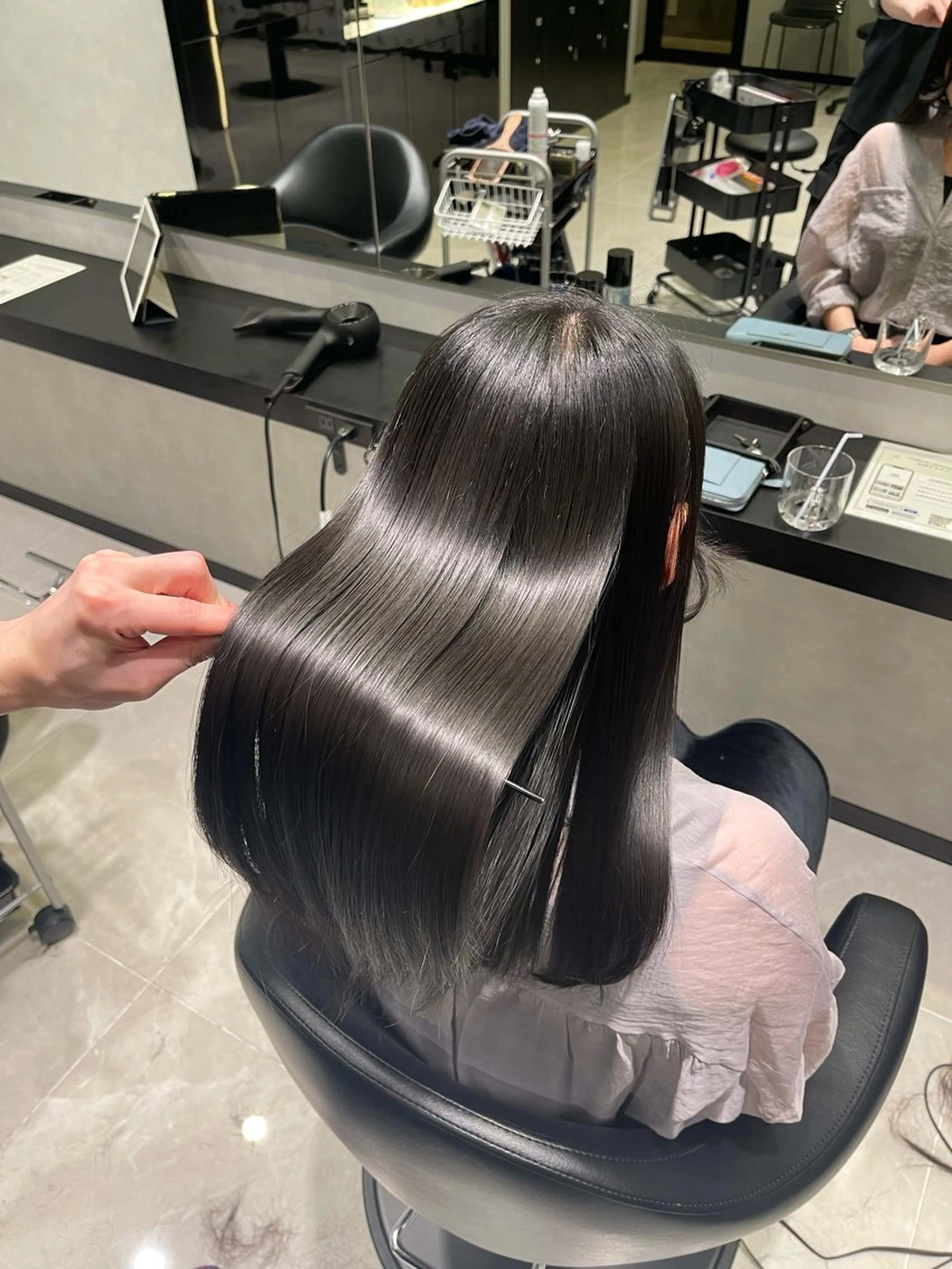 ロング 髪質改善 縮毛矯正 トリートメント 阿部 祥大のヘアスタイル