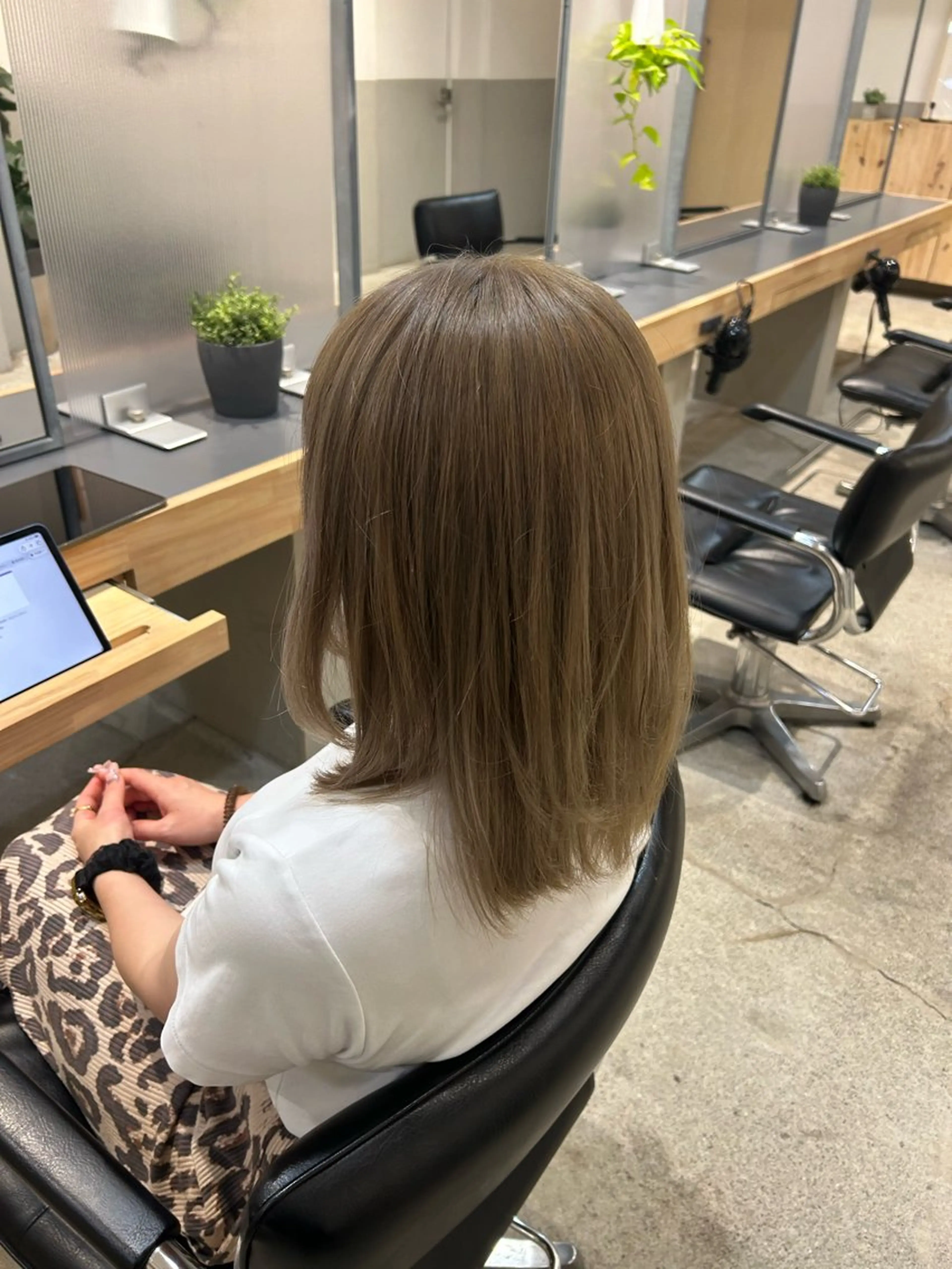 ミディアム ヘアカラー 平出 蓮のヘアスタイル