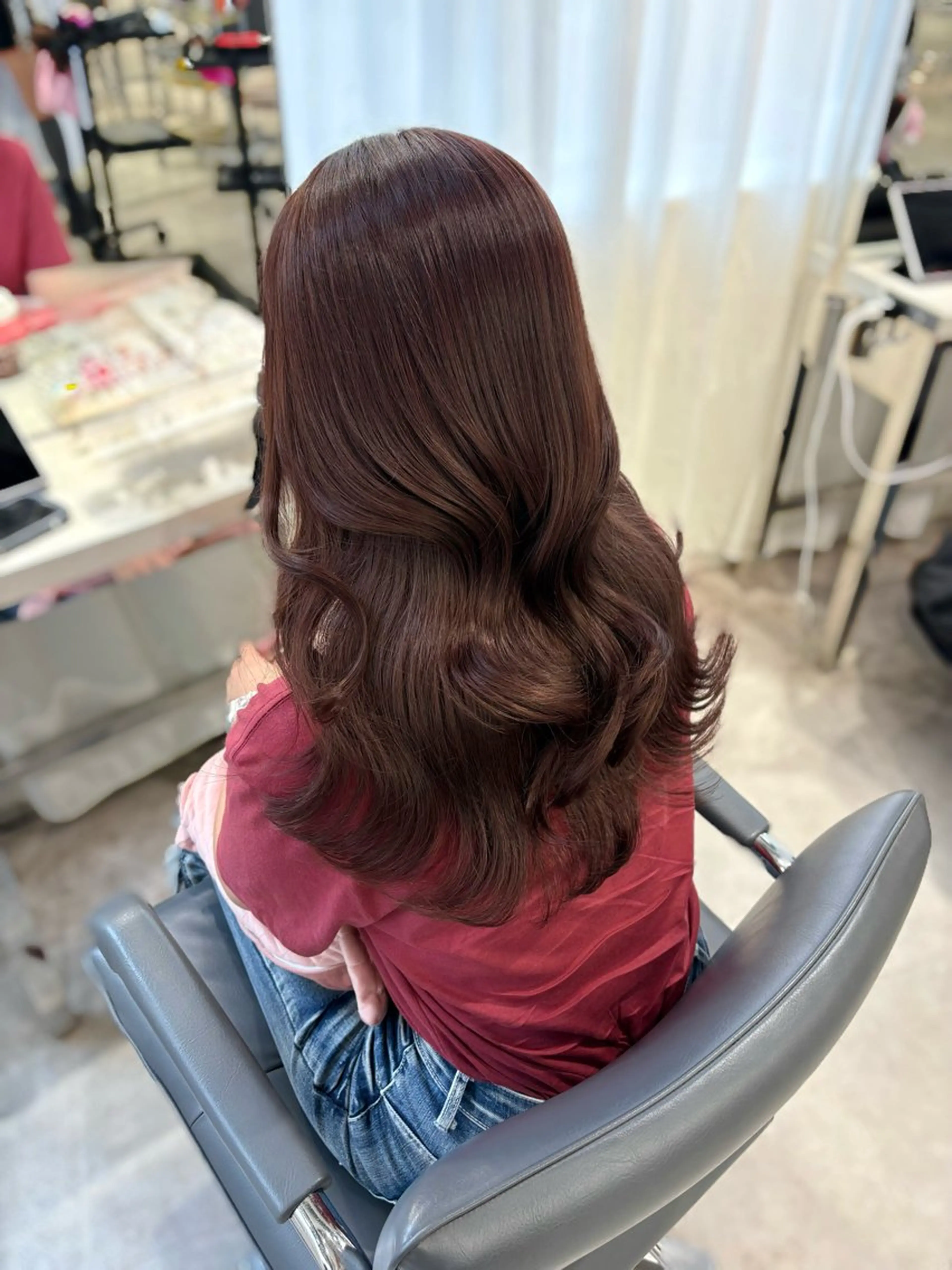 ロング カラー ブラウンカラー ピンクカラー ピンクブラウン トリートメント MEI🎀つやカラー 🎀レイヤー🎀渋谷のヘアスタイル