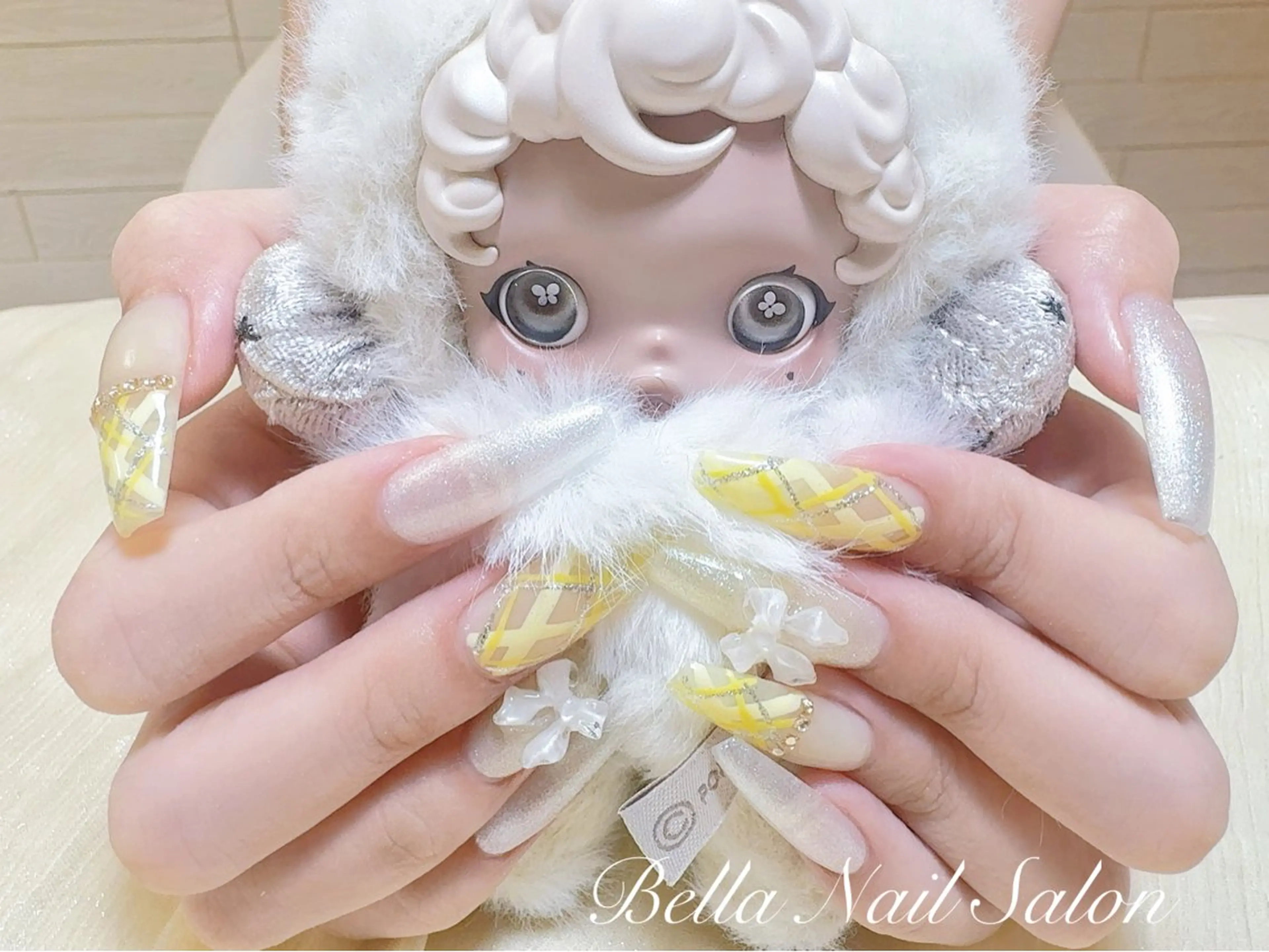 ネイル ハンドネイル Bella Nail Salonパラジェルのネイルデザイン