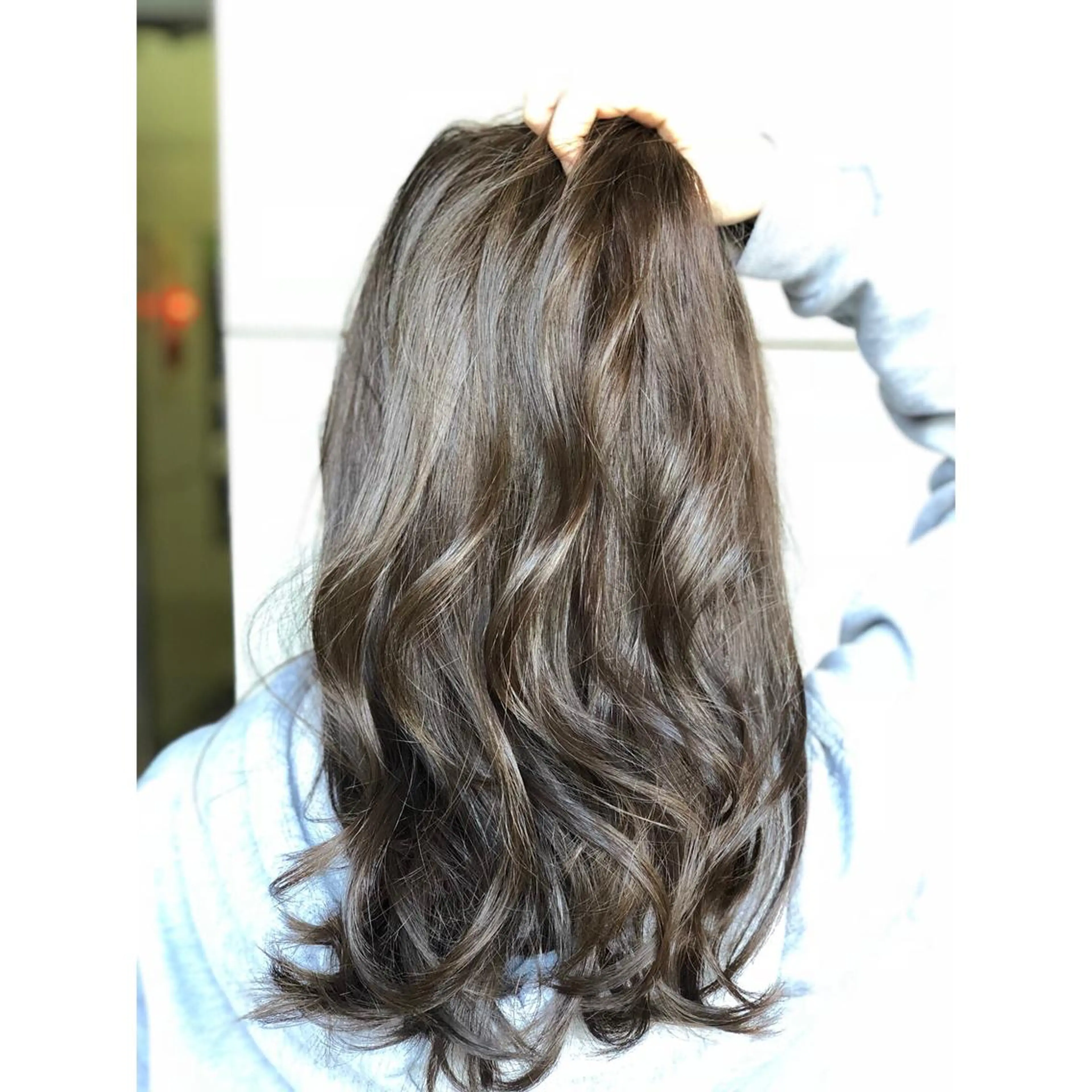 ロング カラー アッシュ アッシュブラック 黒髪 ブルーカラー ブルージュ パーソナルカラー診断 できます　木曽　主博のヘアスタイル