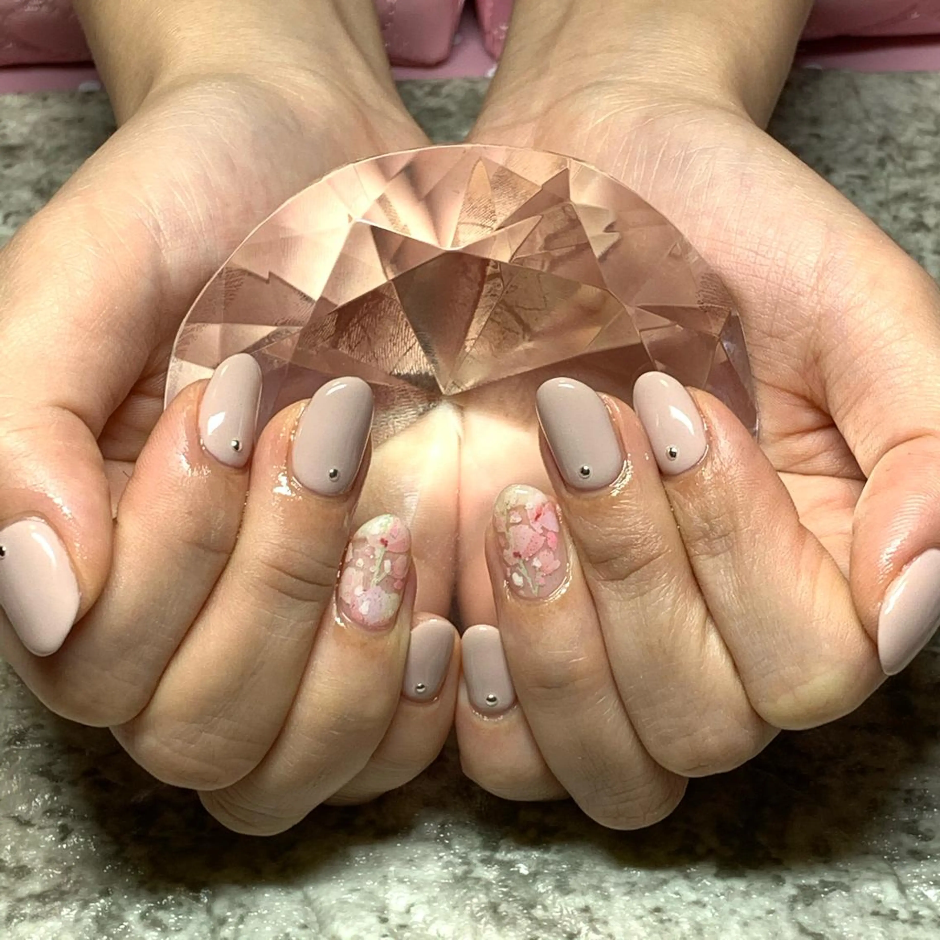 ネイル RuxuryNail /RiAnnaのネイルデザイン