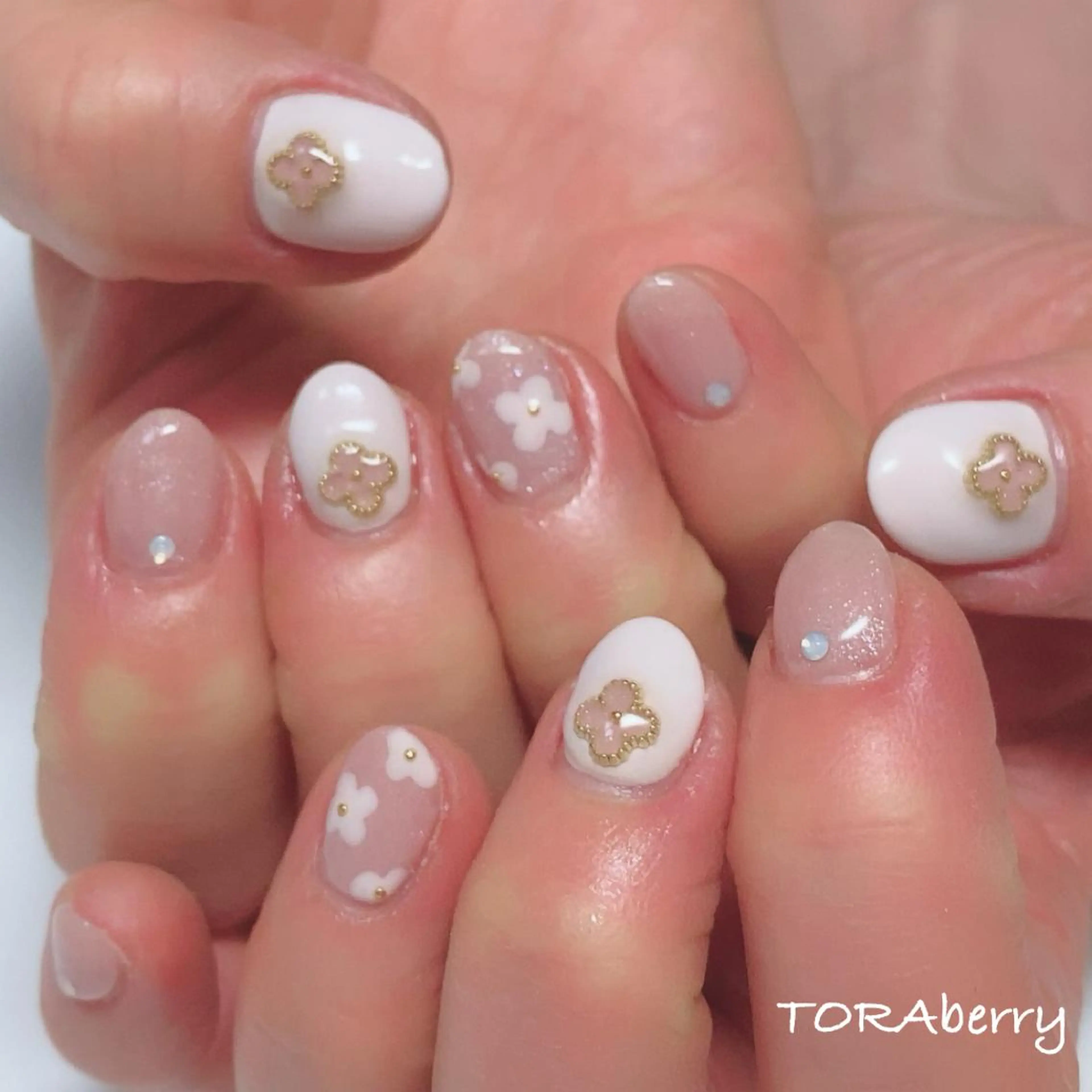 ネイル ハンドネイル ネイリスト なつみのネイルデザイン