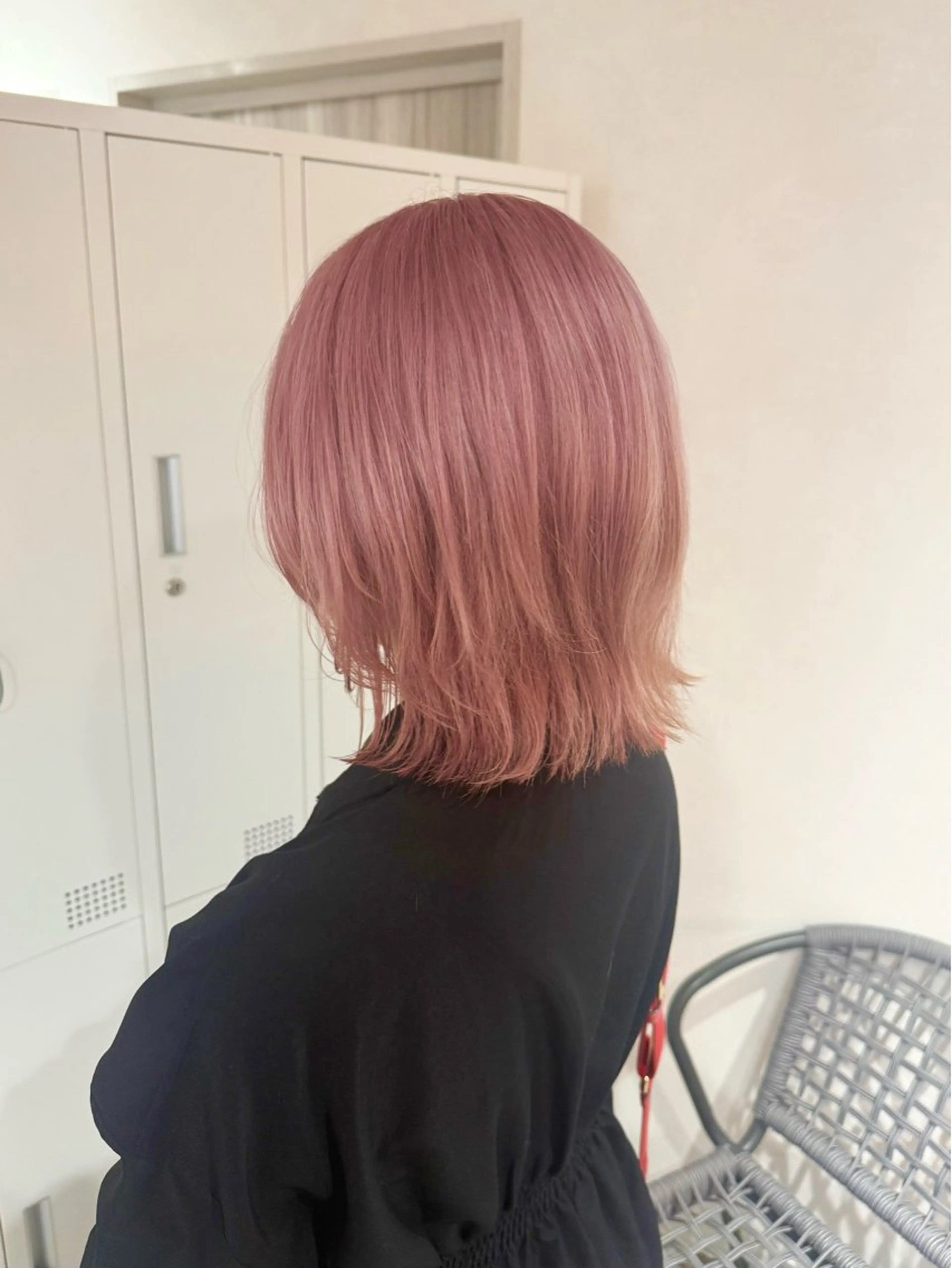 ミディアム カット ヘアカラー トリートメント 白髪ぼかし×ショート ハイライト×玉山直哉のヘアスタイル
